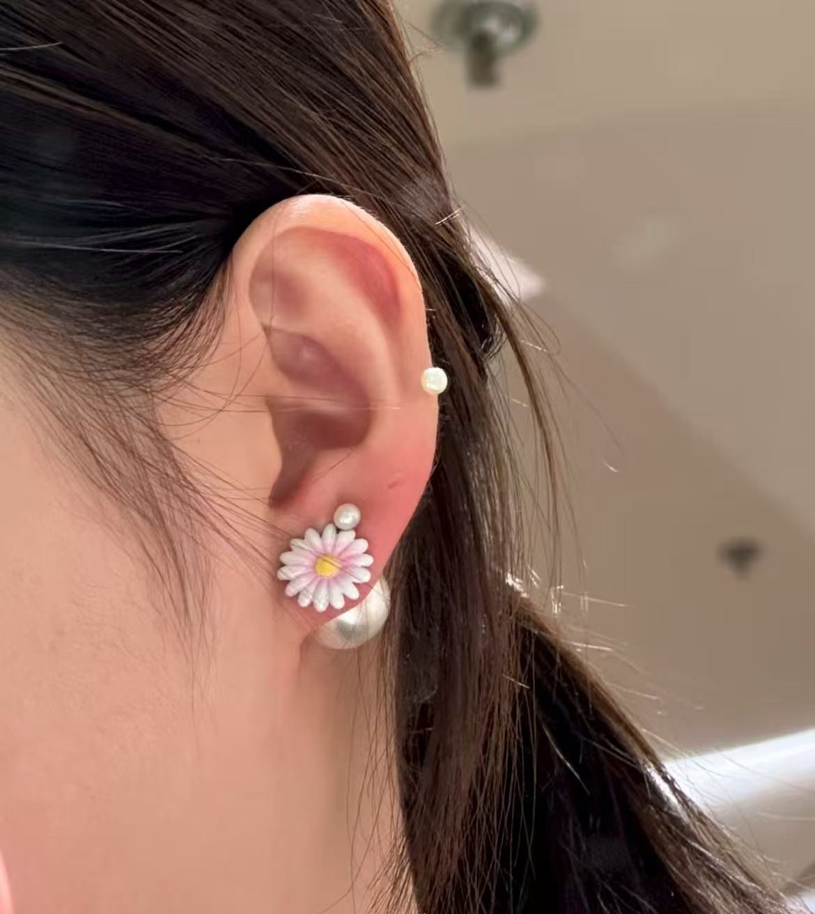디올 귀걸이 134946 Dior Earrings 썸네일 이미지