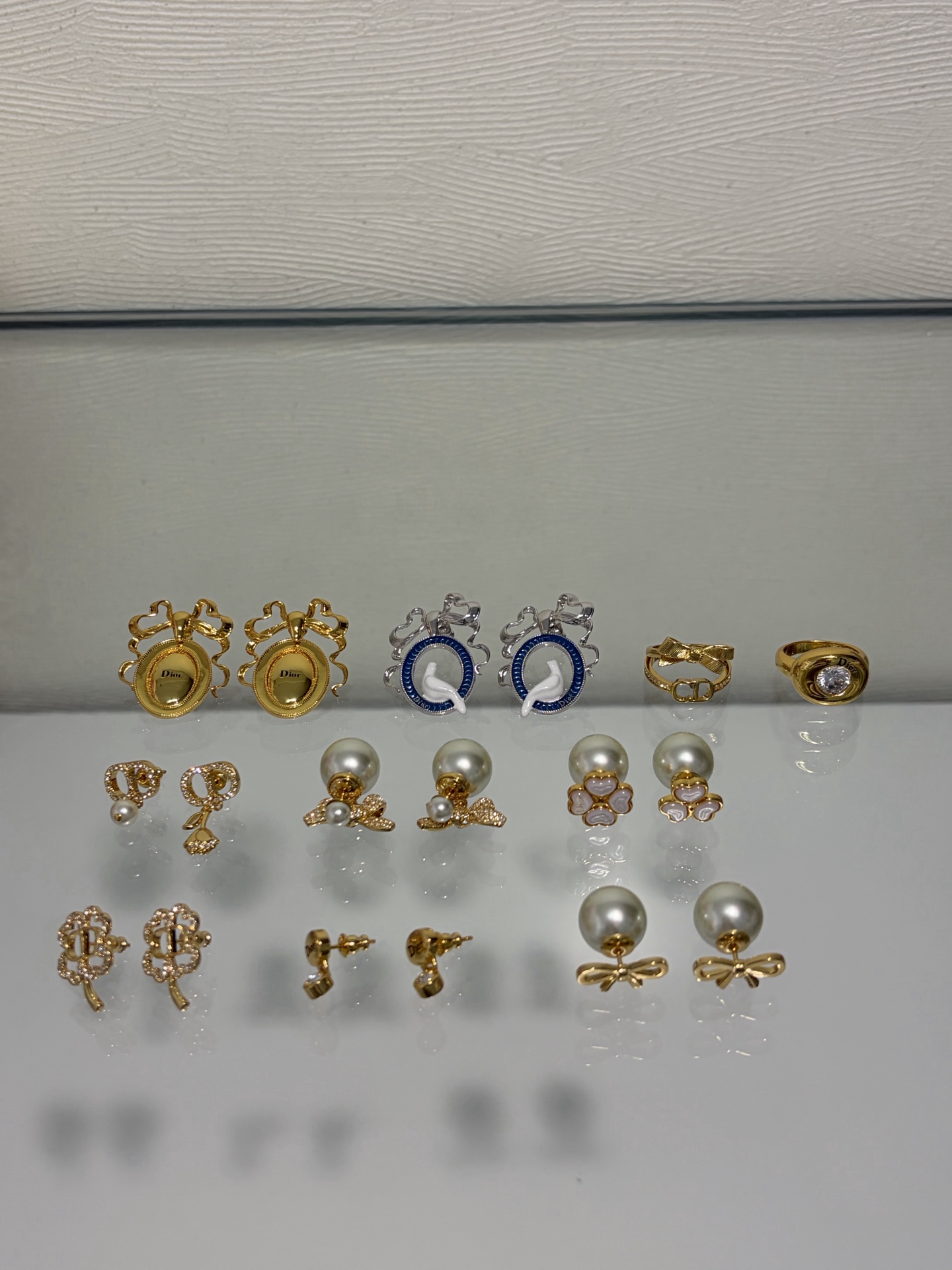 디올 귀걸이 134841 Dior Earrings 썸네일 이미지