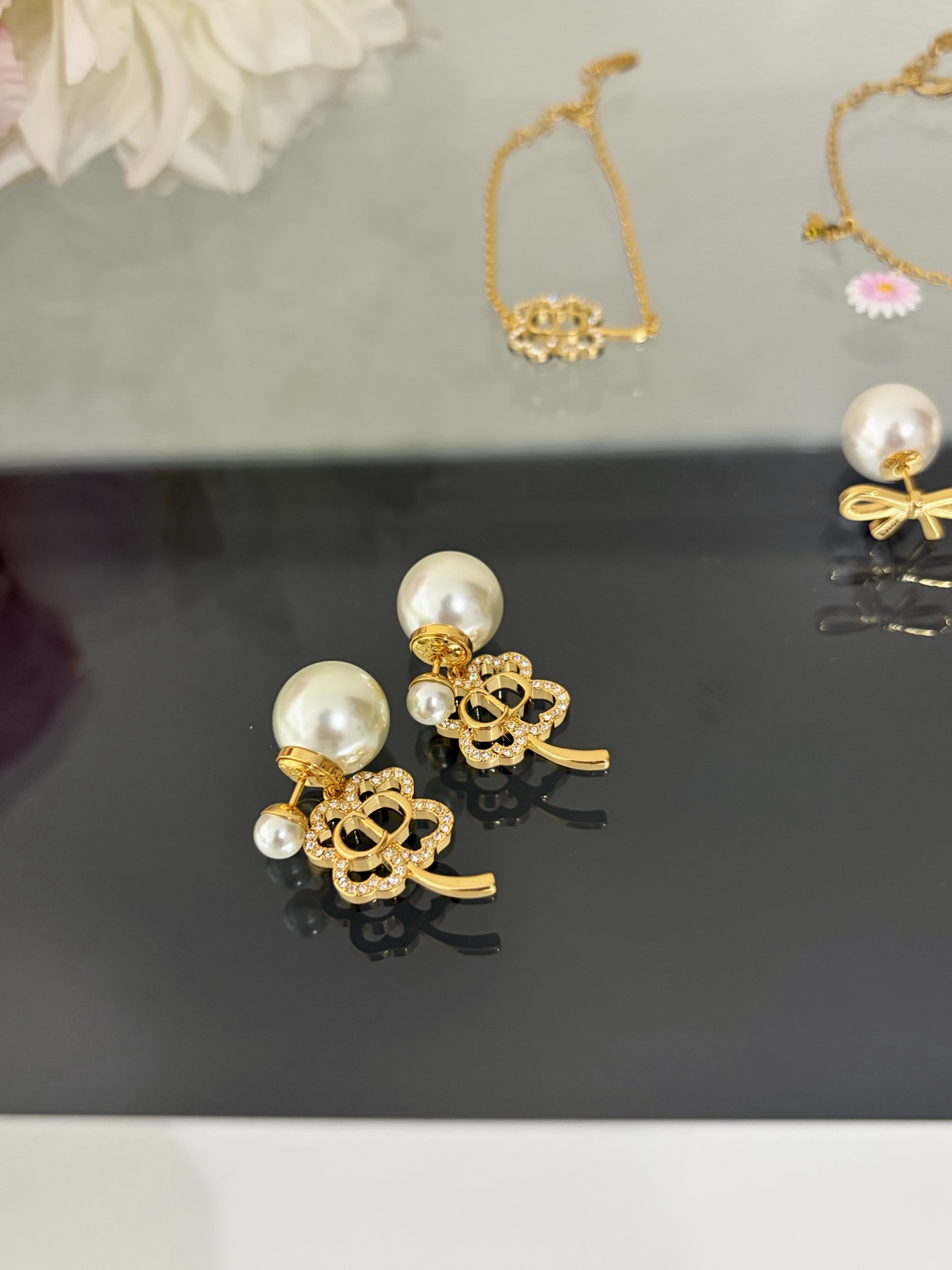 디올 26SS 귀걸이 134840 Dior Earrings 썸네일 이미지