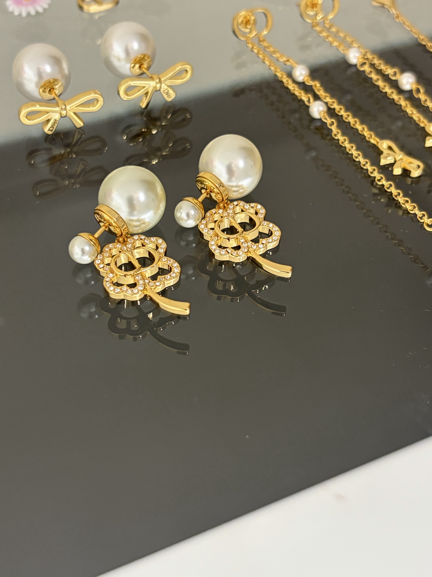 디올 26SS 귀걸이 134840 Dior Earrings 썸네일 이미지