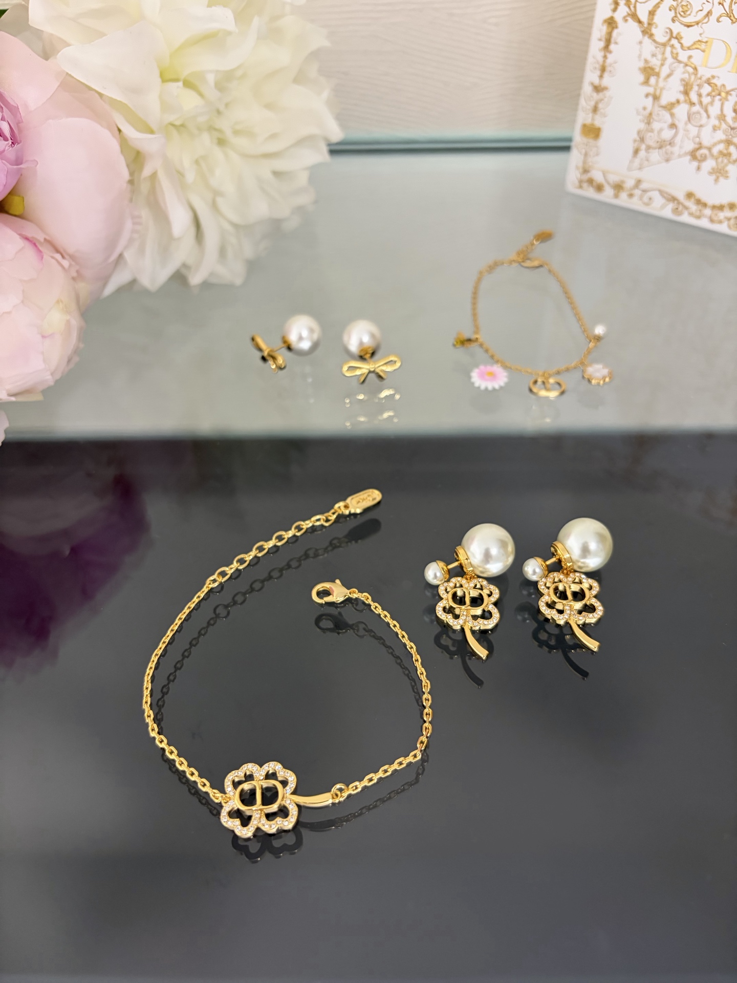 디올 귀걸이 134727 Dior Earrings