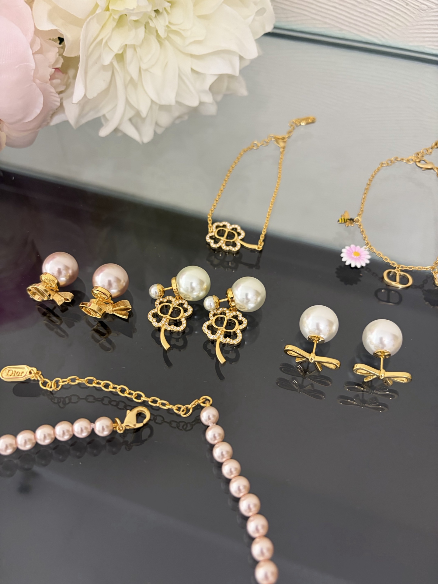 디올 귀걸이 134727 Dior Earrings 썸네일 이미지
