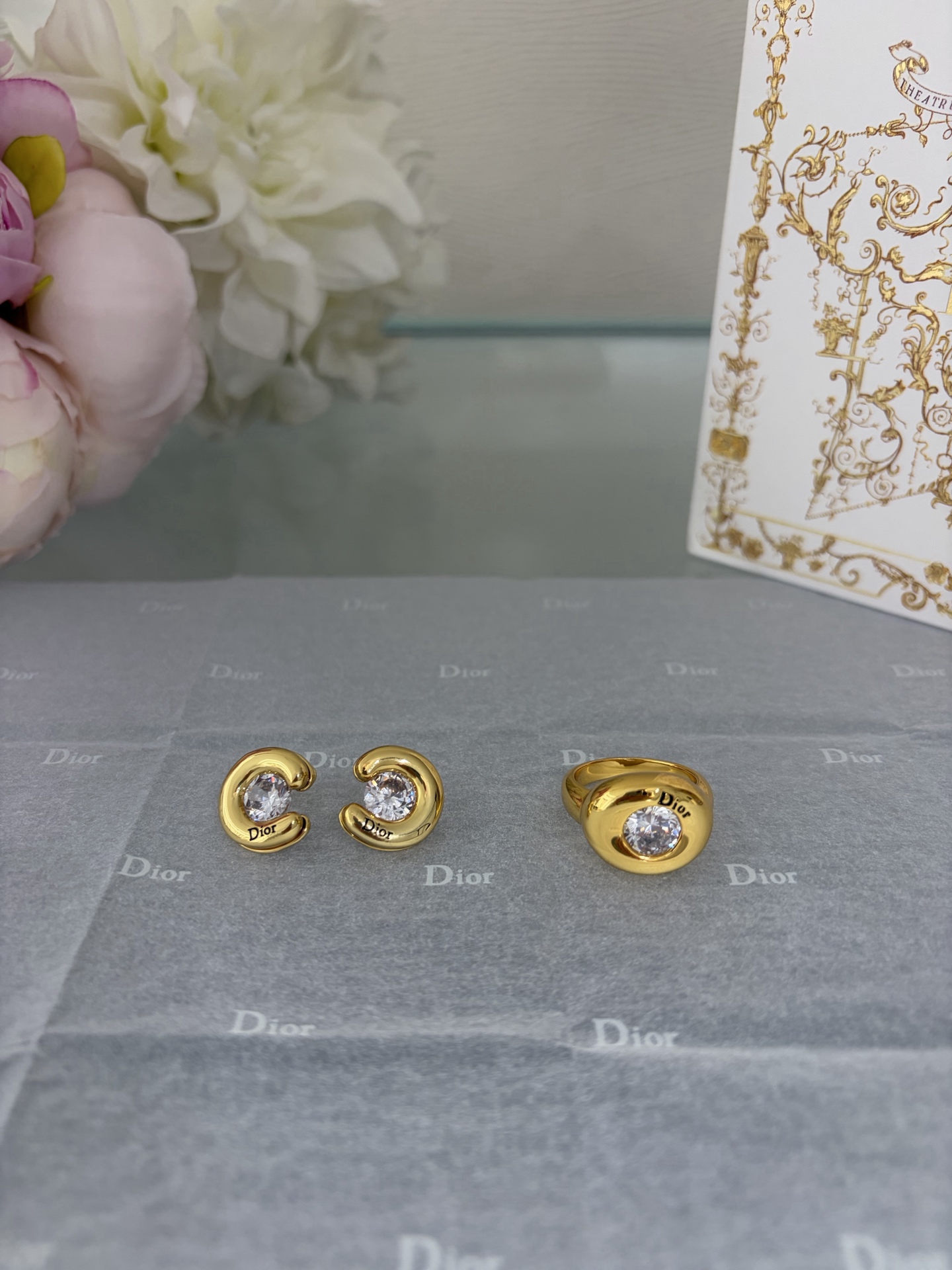 디올 26SS 귀걸이 134836 Dior Earrings 썸네일 이미지