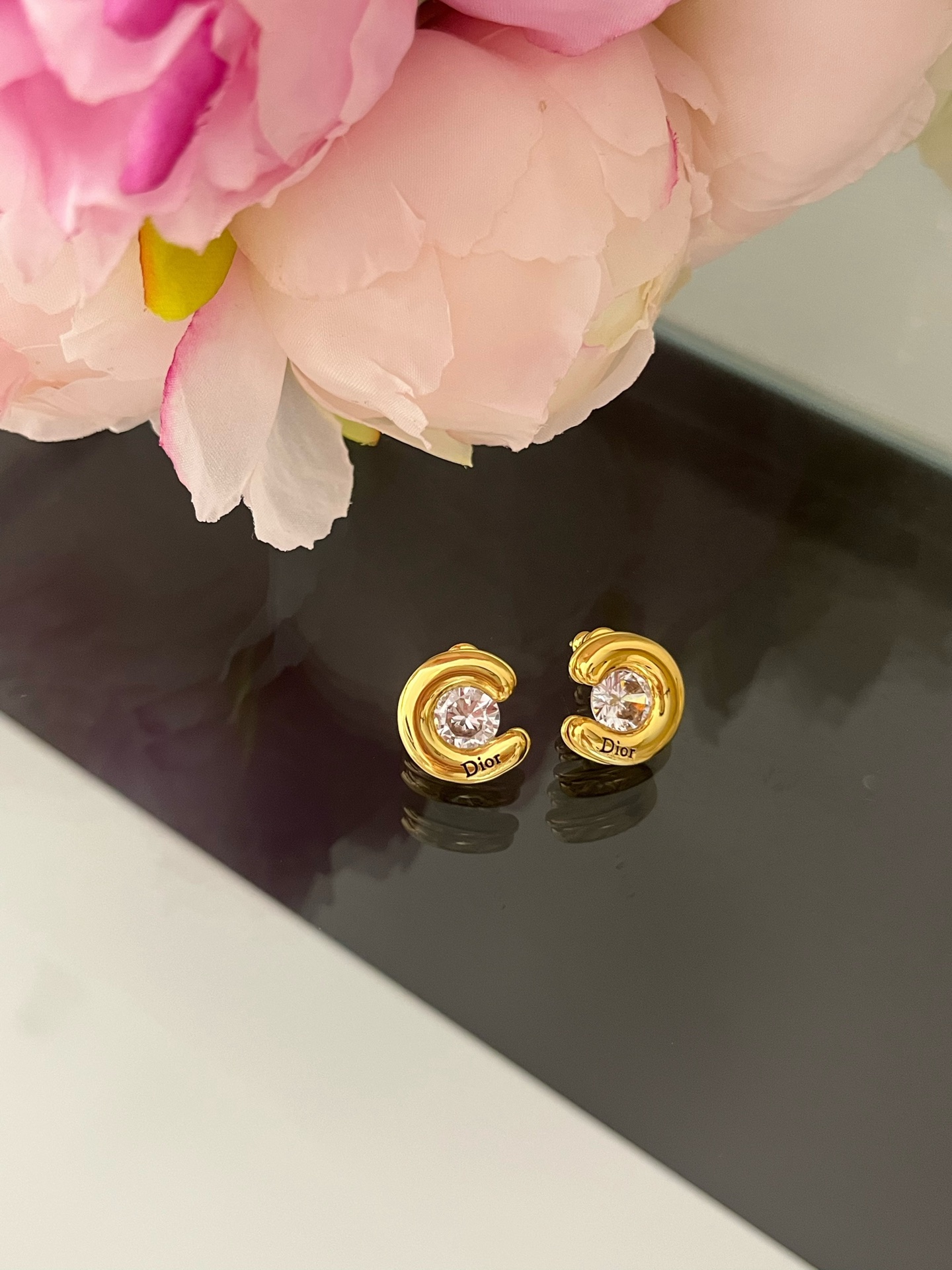 디올 26SS 귀걸이 134836 Dior Earrings 썸네일 이미지