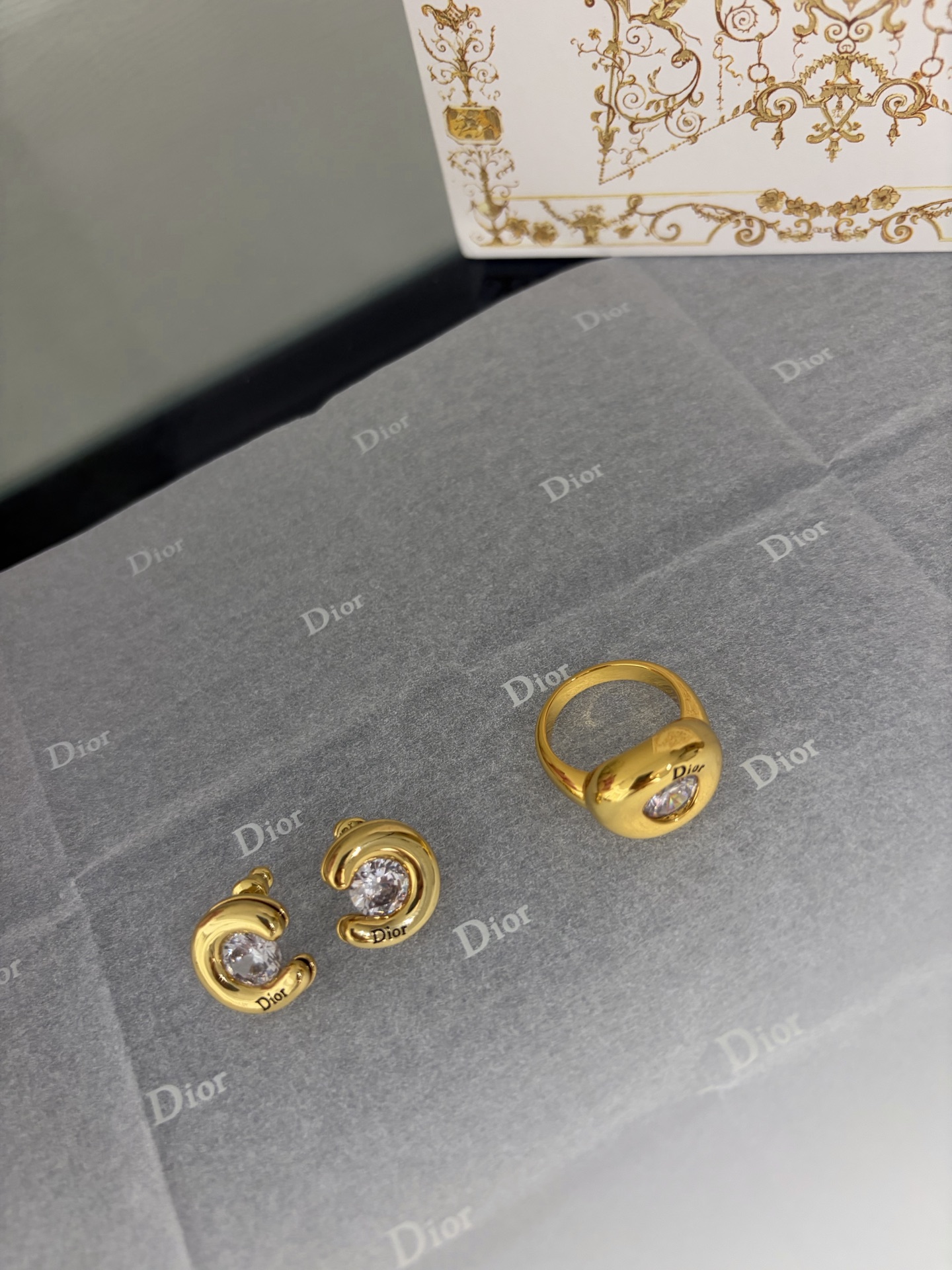 디올 26SS 반지 134835 Dior Ring 썸네일 이미지