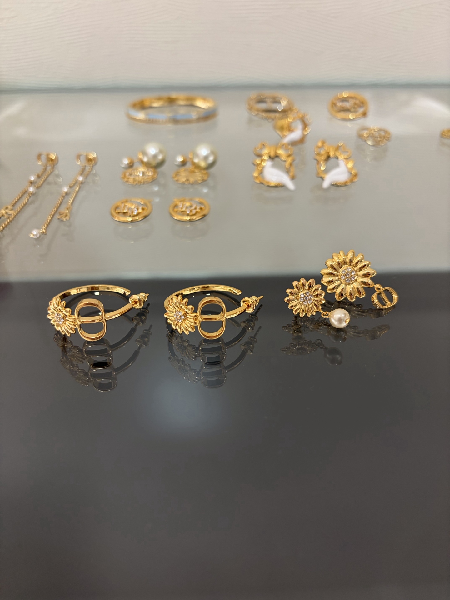 디올 26SS 귀걸이 134726 Dior Earrings 썸네일 이미지