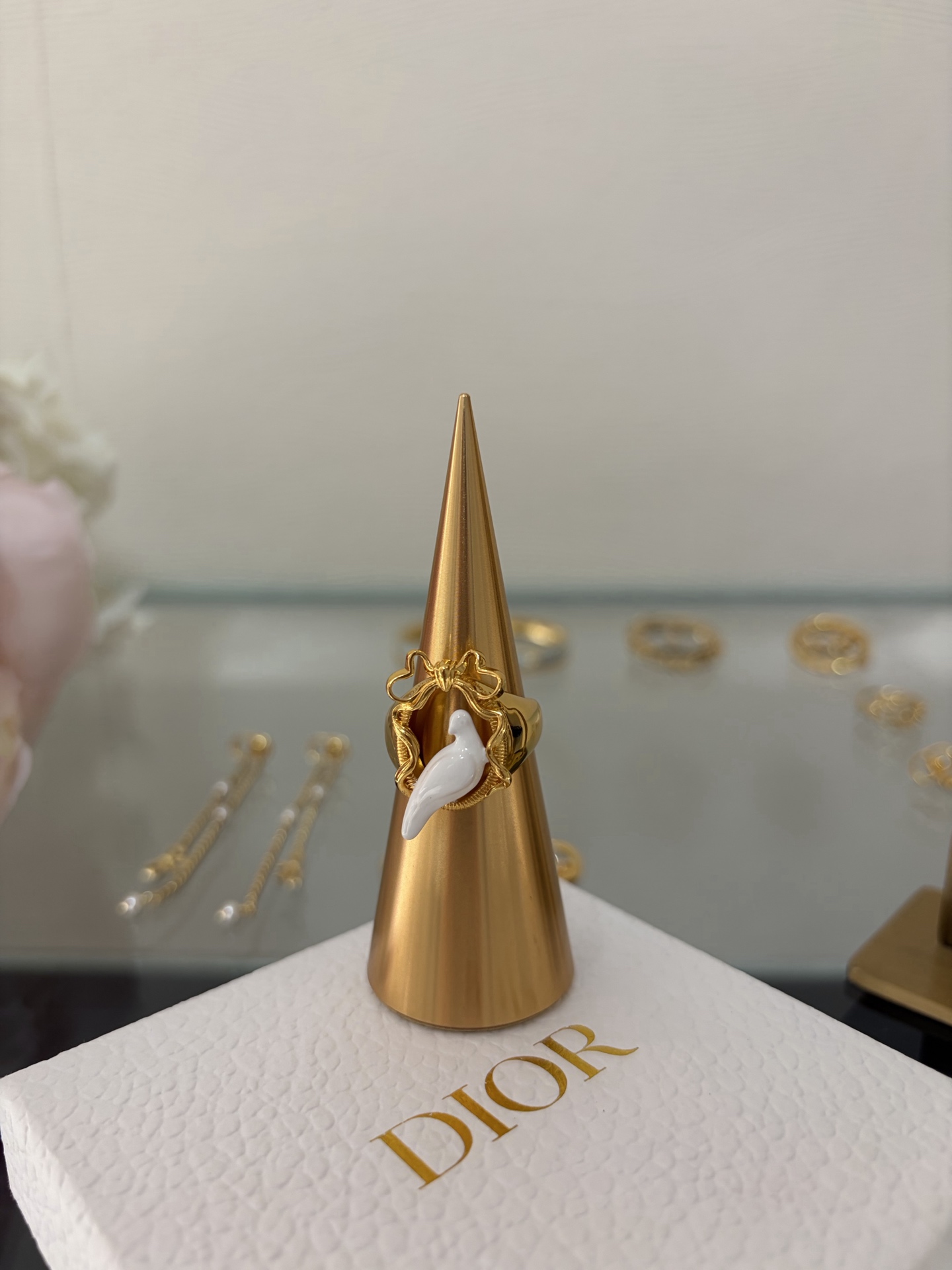 디올 귀걸이 134719 Dior Earrings 썸네일 이미지