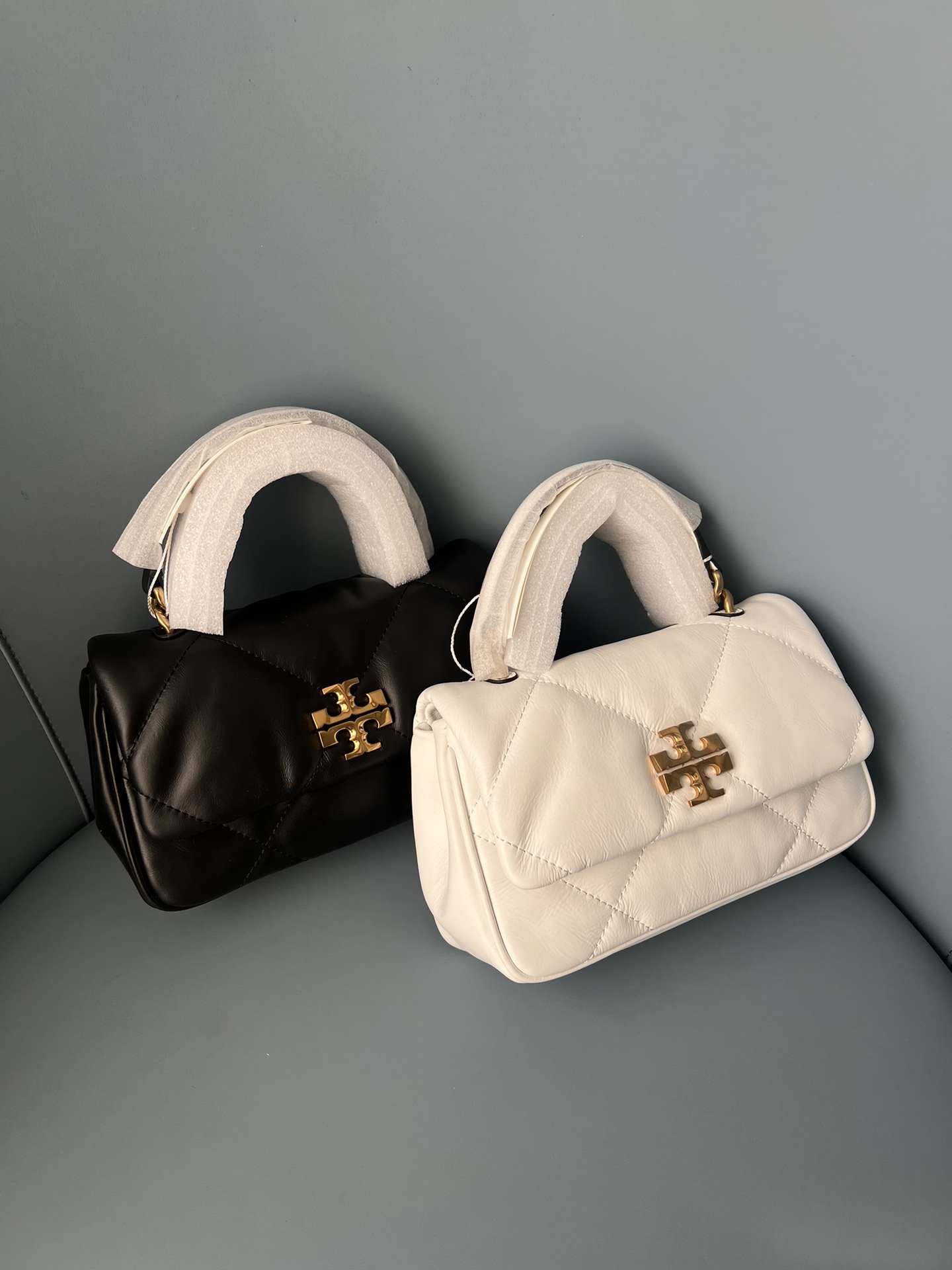 Tory Burch ～513 手提款云朵包