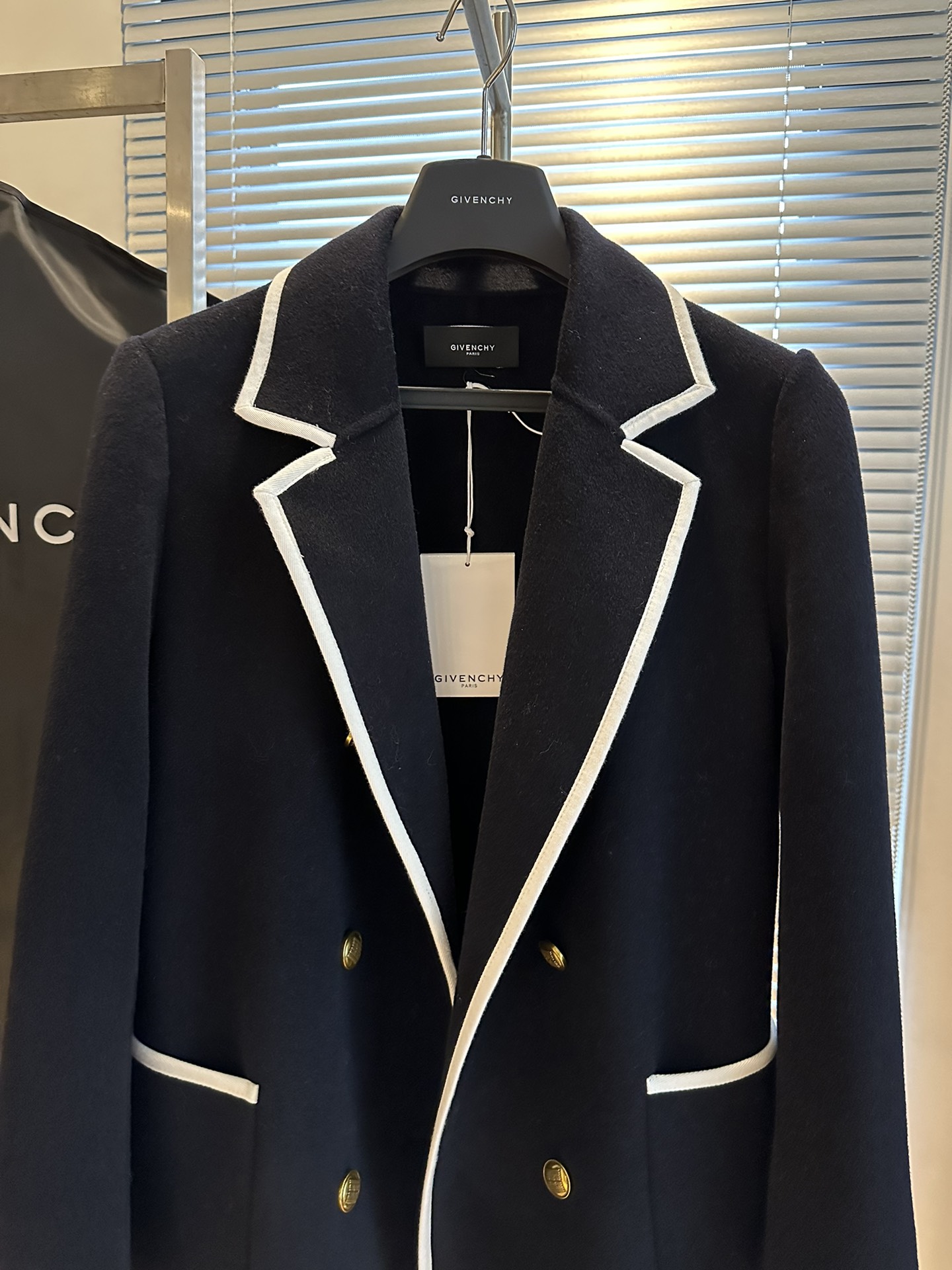 High-Quality Women’s Clothes with Original GivEN*’Y’s Vansy’s Fleece School - 图片 2