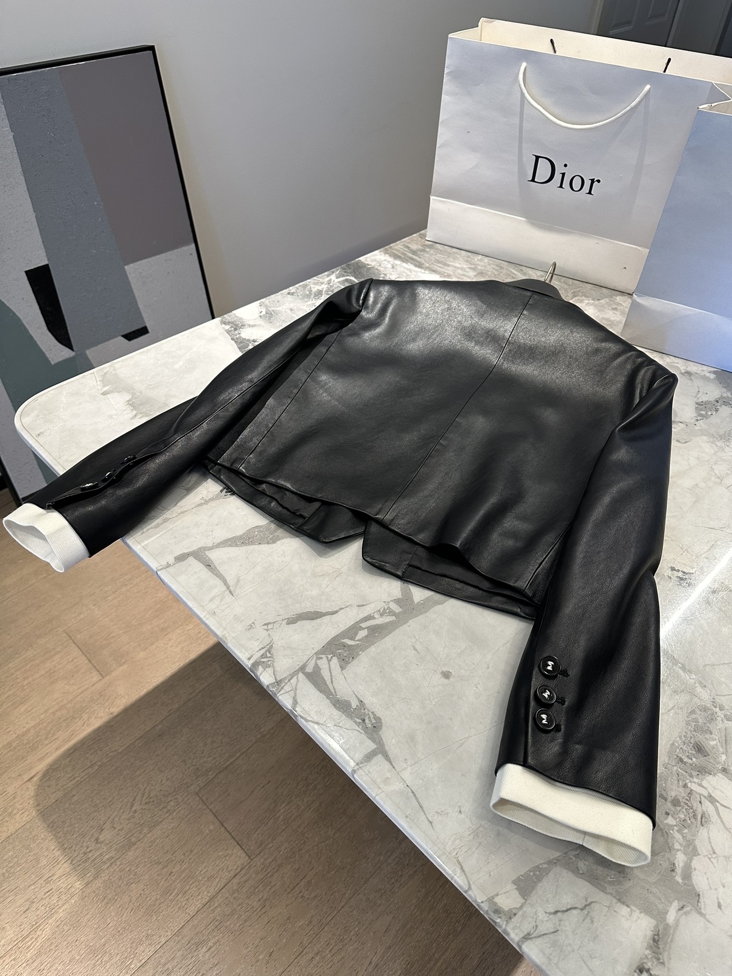 High-End Women’s Suit: MM6 Margila’s New Leather Suit with Dustproof Bags - 图片 8