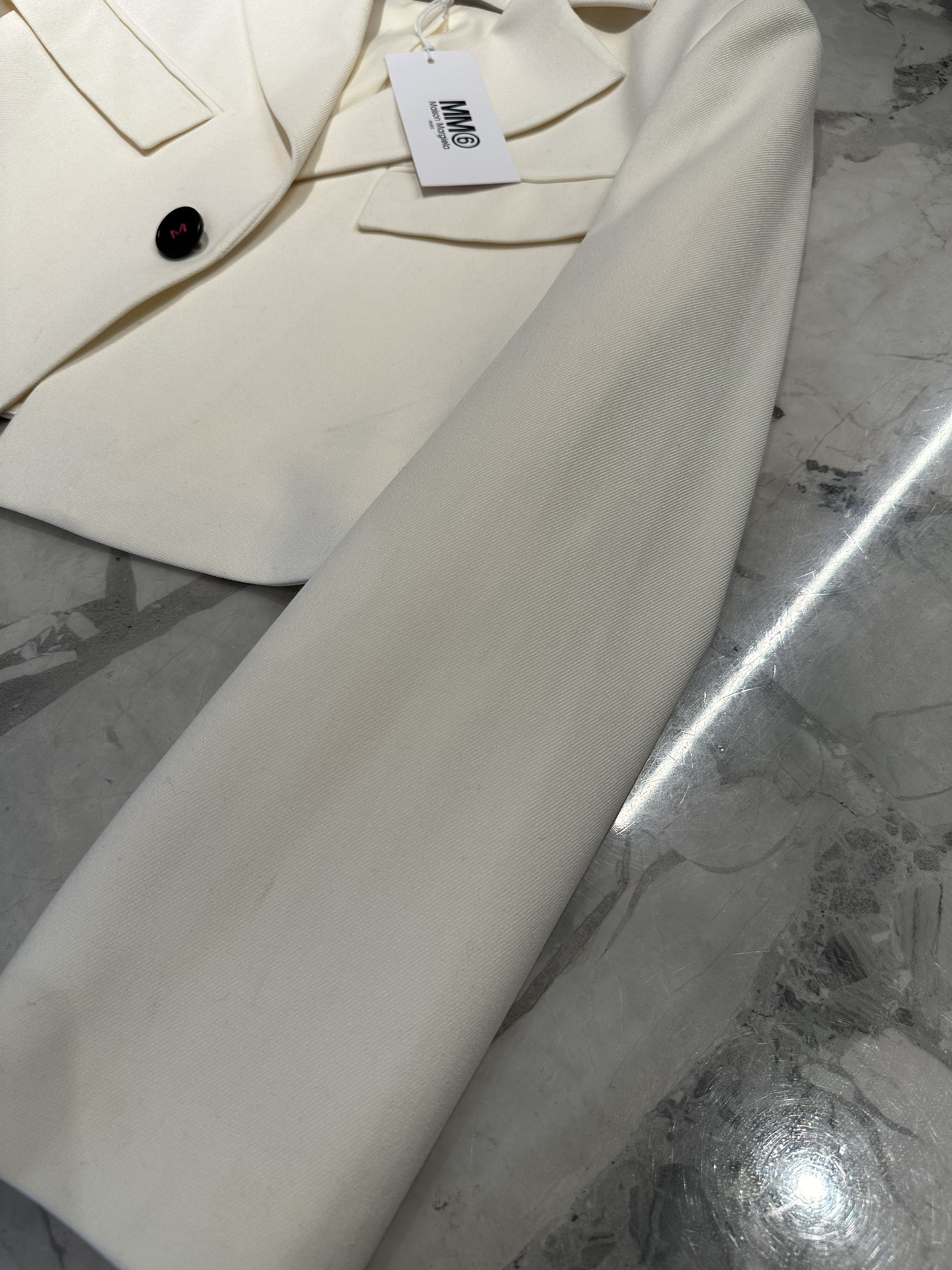 High-end Women’s Wool Suit with Dustproof Bag and Exclusive English Logo - 图片 6