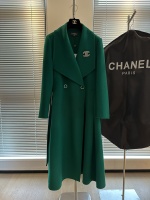 : Chanel Chanel* Abrigo de cachemira icónico de alta gama. Ordene ahora y obtenga un regalo del mismo modelo con un broche de diamantes en el mostrador. El color es tan hermoso. La parte superior del cuerpo es absolutamente lujosa y elegante. con broche de diamantes Es exquisito y hermoso. La tela 10% cachemira tiene un 90% de alto. La lana es suave ~ la caída es muy buena SM dos tallas, busto 102, longitud 112. 1 : Chanel Chanel* Abrigo de cachemira icónico de alta gama. Ordene ahora y obtenga un regalo del mismo modelo con un broche de diamantes en el mostrador. El color es tan hermoso. La parte superior del cuerpo es absolutamente lujosa y elegante. con broche de diamantes Es exquisito y hermoso. La tela 10% cachemira tiene un 90% de alto. La lana es suave ~ la caída es muy buena SM dos tallas, busto 102, longitud 112.
