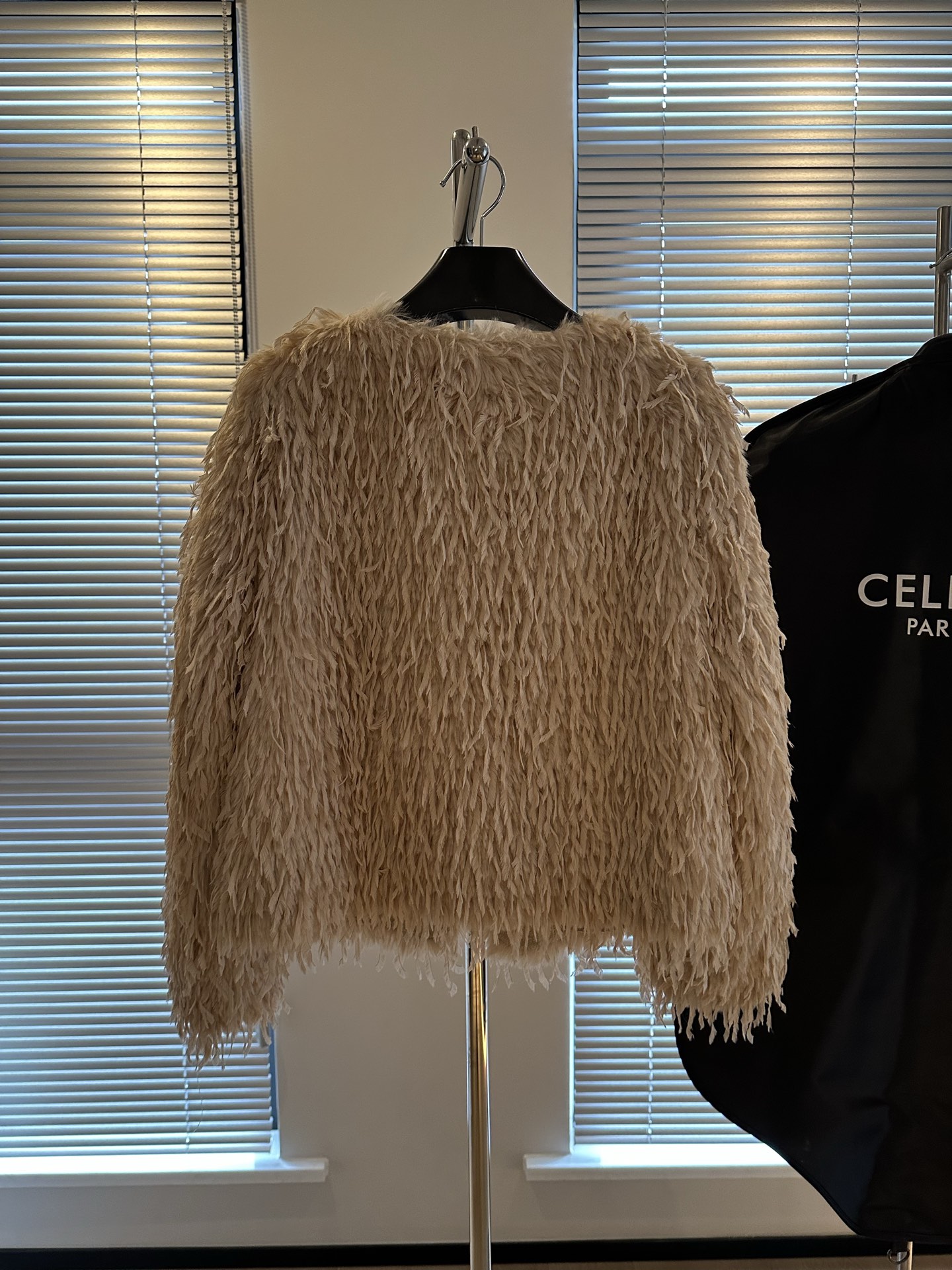 2025 Cel’ne Serlin Women’s Suit with Dustproof Bag: High-Quality, Warm, and Dynamic Coats - 图片 8