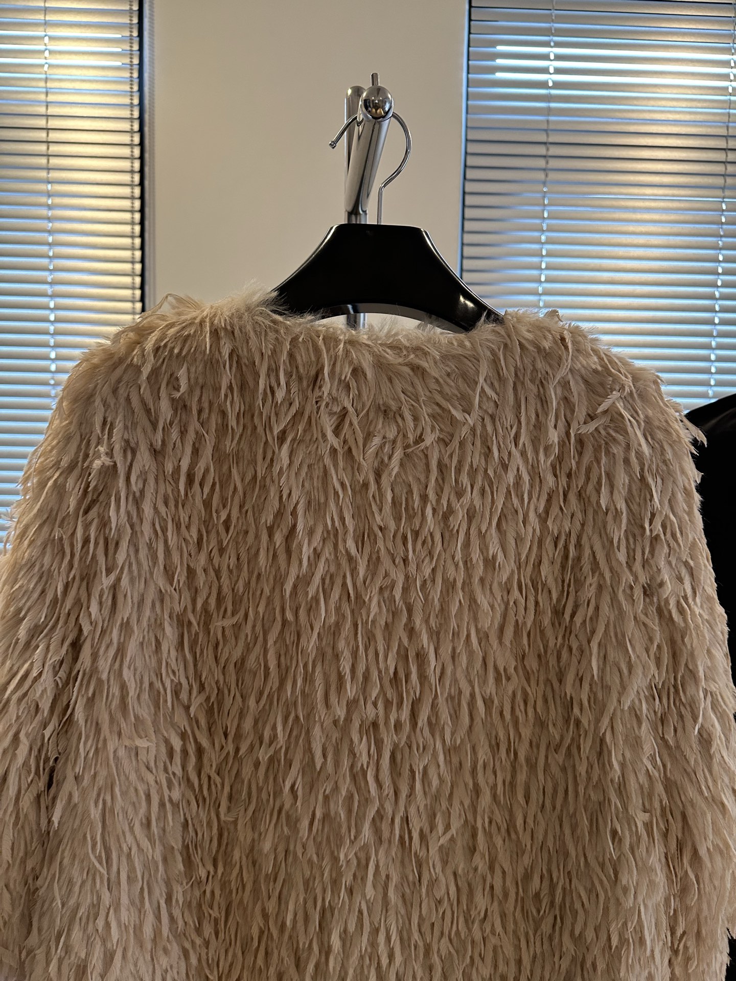2025 Cel’ne Serlin Women’s Suit with Dustproof Bag: High-Quality, Warm, and Dynamic Coats - 图片 9