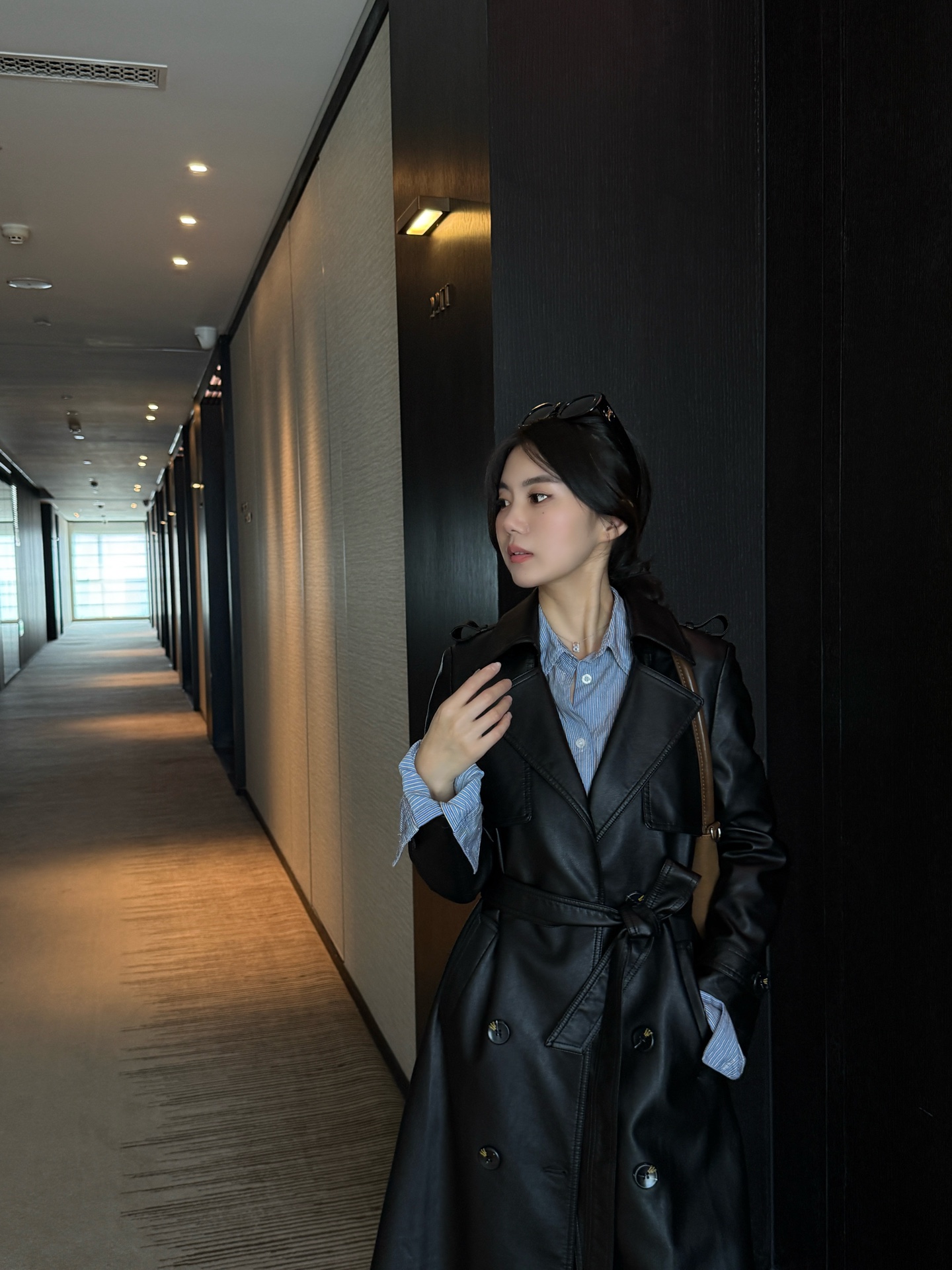 버버리 켄징턴 가죽 자켓 상세 이미지 2
