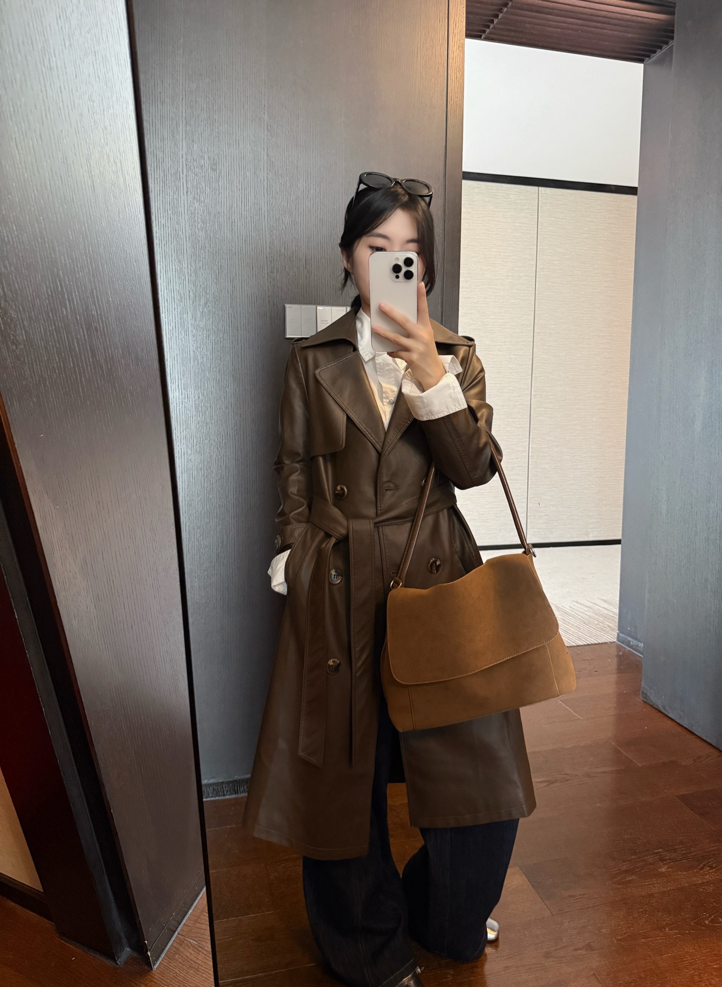 버버리 켄싱턴 가죽 트렌치 코트 자켓 상세 이미지 8