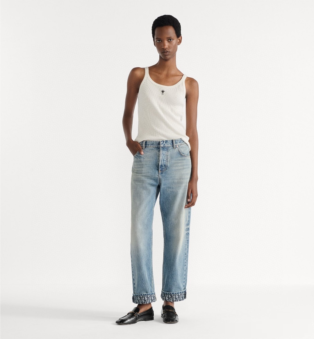 NO:658657,Style No. G25121340 Dio* new model, high-end customized washed denim cotton, all-over presbyopia letter logo printed leather small logo decoration on the inside, simple and fashionable slim straight leg jeans!  Light blue, (M size waist 70 non-elastic, pants length 106/fabric non-elastic) hair, dior, jeans, alexander wang19860909款号G25121340 Dio*新款 高端定制洗水牛仔棉、内里通体老花字母logo印花皮革小标志装饰简约时尚修身直筒牛仔裤裤！浅蓝,（M码腰围70无弹力,裤长106/面料无弹力）发,,dior,jeans,alexander wang,Women's clothing