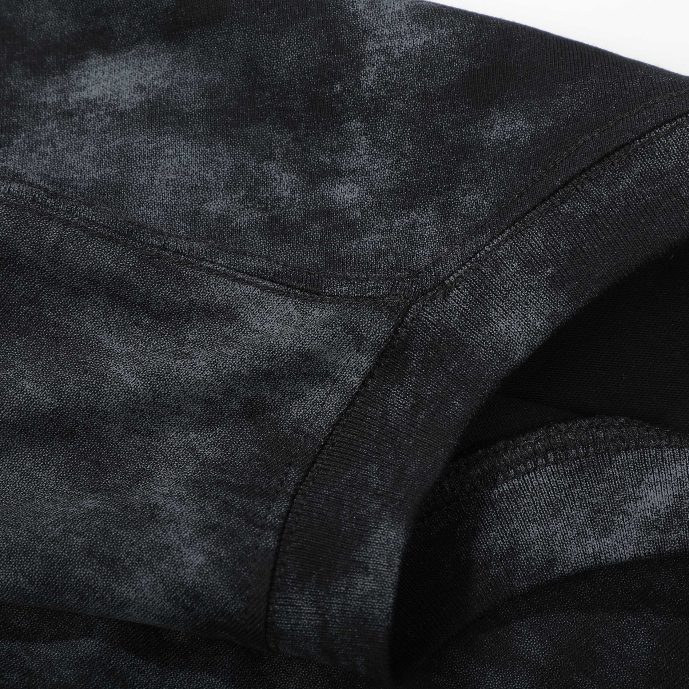 💰85
【STONE ISLAND石头岛经典徽章水洗做旧扎染棉质短袖T恤】
定制主标 辅料 水洗齐全 水洗做旧扎染工艺
甄选250克32支紧密纺双纱纯棉面料 质感厚实但是透气性良好 定制原版一致品牌徽章 纽扣全部开模带品牌logo字母 整件衣服垂坠感非常好 落肩的版型不挑人 显瘦显高 男女均可完美驾驭 全身走线品控无线头
原版定织纯棉螺纹领口 自然贴合颈部 柔软舒适 洗涤不易变形 肩部双针走线 后领织带包边延伸到肩部加固
color:黑色/灰色/白色
size:S.M.L.XL.2XL.3XL
S 肩宽49 胸围100 衣长66
M 肩宽51 胸围104 衣长68
L 肩宽53 胸围108 衣长70
XL 肩宽55 胸围112 衣长72
2XL肩宽57 胸围116 衣长74
3XL肩宽59 胸围120 衣长75
(该数据为手工测量,可能存在1~3cm的误差)