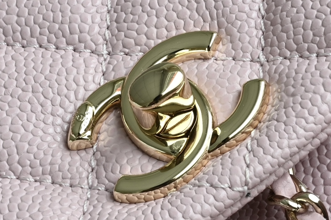 白金版▪️正品级 包装如图𝗖𝗵𝗮𝗻𝗲𝟭 𝟐𝟒𝐀 全新升级版🍀双口袋复古背包 浅粉色♥ 小号专柜售价𝗋𝗆𝖻