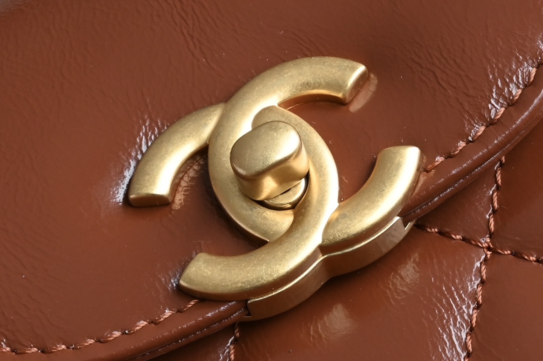 白金版▪️正品级 包装如图新品到货🆕𝗖𝗵𝗮𝗻𝗲𝟭 𝟐𝟒𝐀新色𝗞𝗲𝗹𝗹𝘆 手提链条包大号 焦糖棕专柜售价𝟥