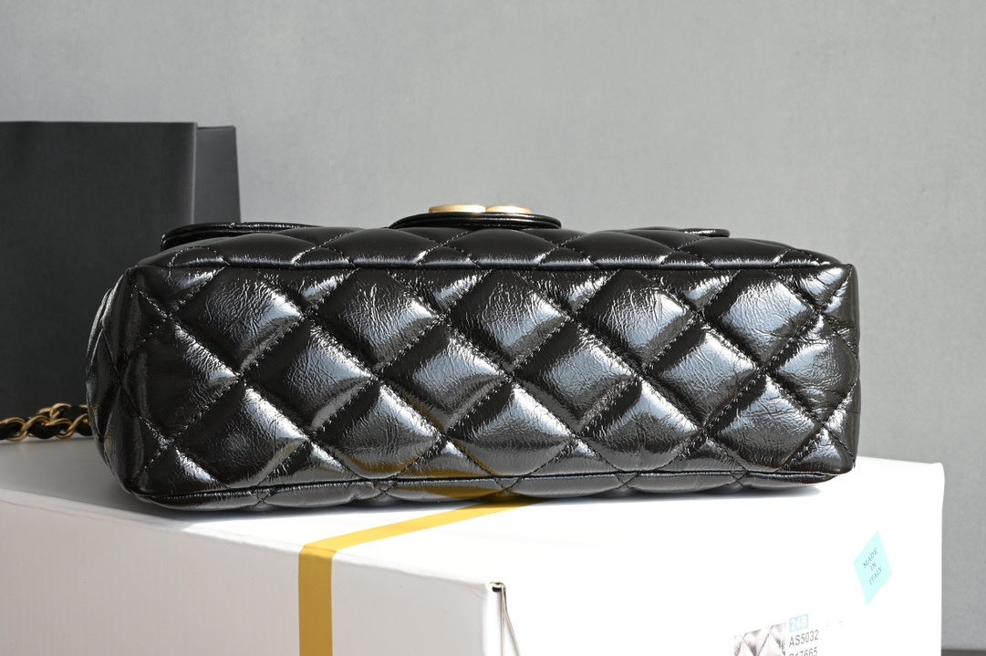 白金版▪️正品级 包装如图新品发售🆕𝒄𝒉𝒂𝒏𝒆𝒍 23𝐁天猫精灵 𝒉𝒐𝒃𝒐流浪包 中号黑色 𝟸𝟹𝐁 𝚑𝚘