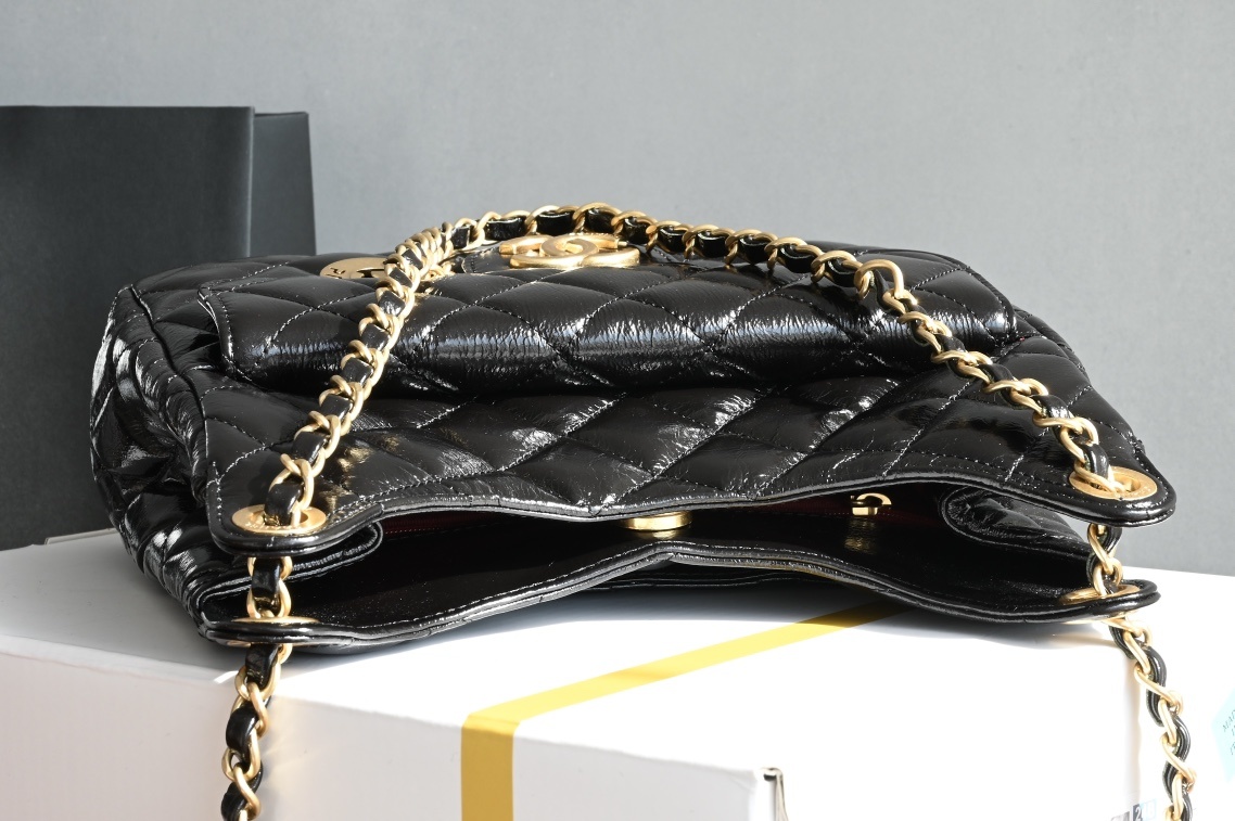 白金版▪️正品级 包装如图新品发售🆕𝒄𝒉𝒂𝒏𝒆𝒍 23𝐁天猫精灵 𝒉𝒐𝒃𝒐流浪包 中号黑色 𝟸𝟹𝐁 𝚑𝚘