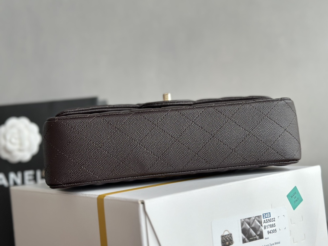 白金版▪️正品级 包装如图𝐂𝐡𝐚𝐧𝐞𝐥 𝐂𝐅 升级版 深棕色全名Classic Fla0 尺寸: 15.