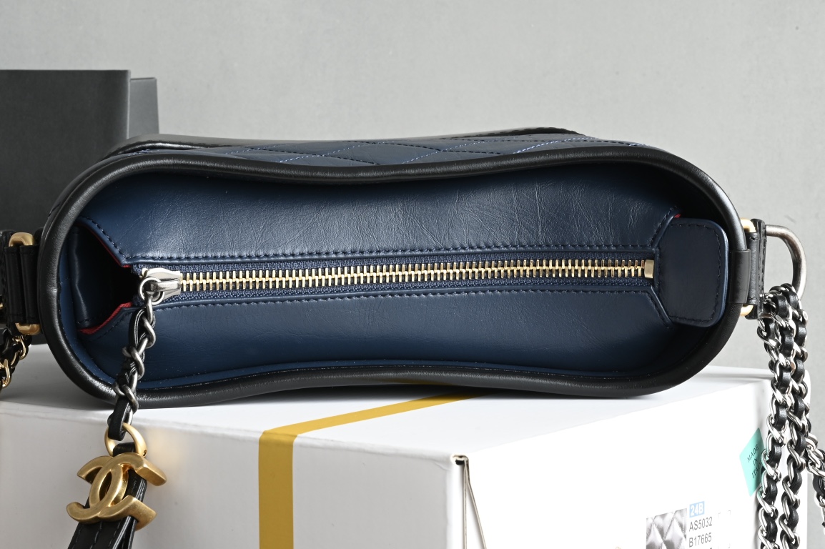 白金版▪️正品级 包装如图ℂℋᎯℕℰℒ 𝑔𝑎𝑏𝑟𝑖𝑒𝑙𝑙𝑒 ℎ𝑜𝑏𝑜𝑏𝑎𝑔流浪包❥从名字到代言阵容，流浪