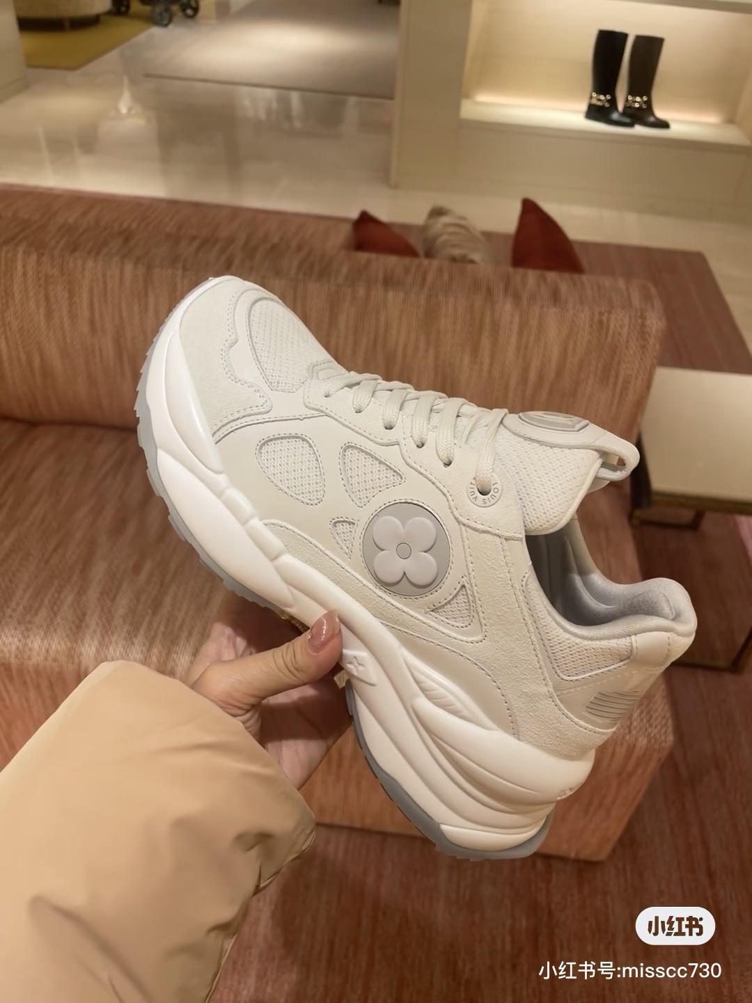 [Louis Vuitton Women