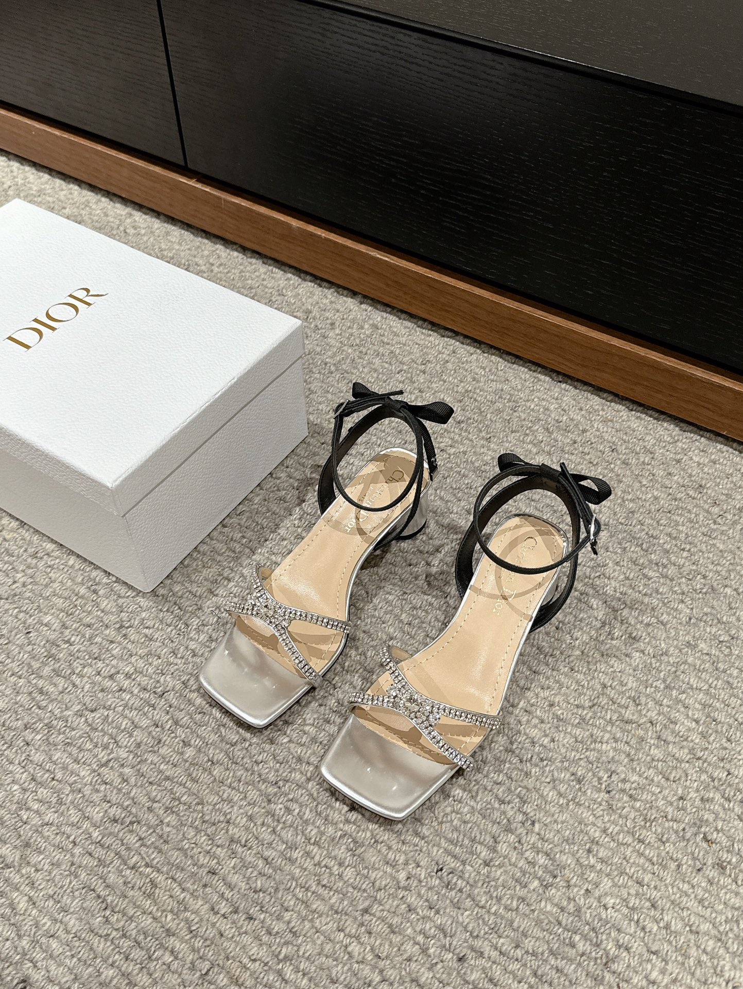 Dior Shoes Sandals Slippers Silver Cowhide Genuine Leather Spring/Summer Collection