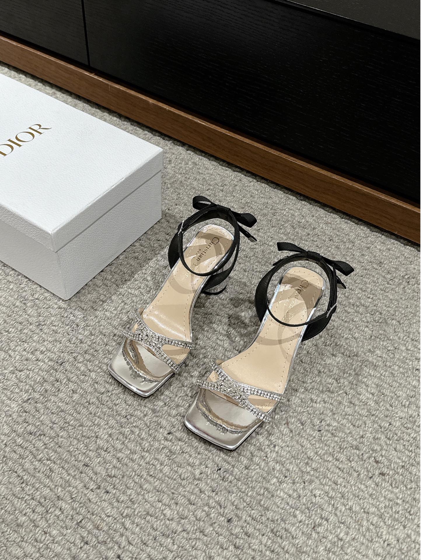 Dior Shoes Sandals Slippers Silver Cowhide Genuine Leather Spring/Summer Collection