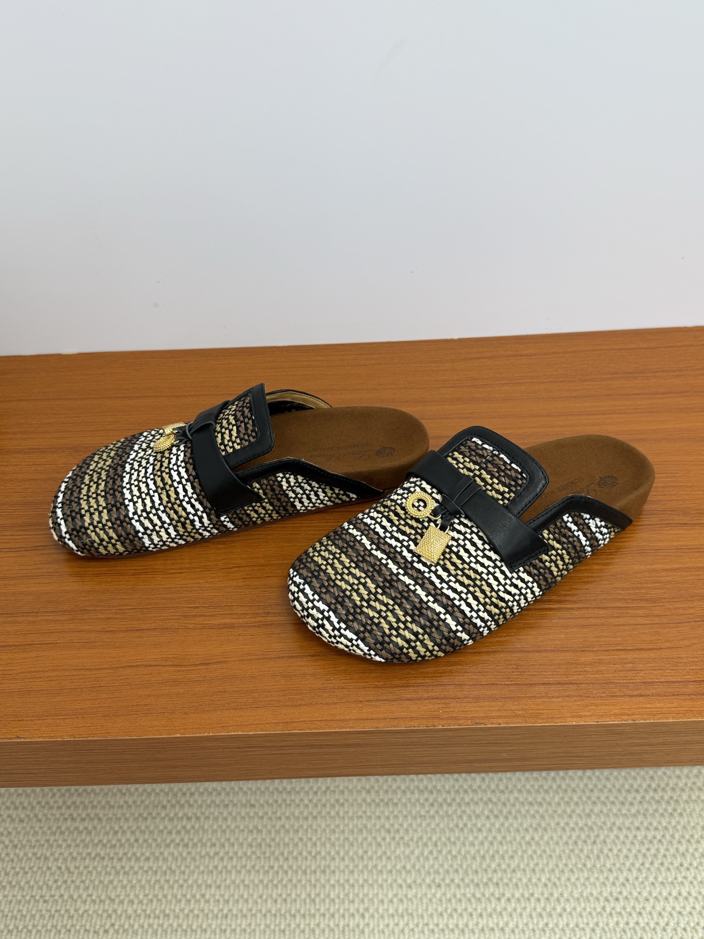 Loro Piana Women's Woven Mules - Stylish & Comfortable Summer Slides 8 i1750227771981 415 0 6