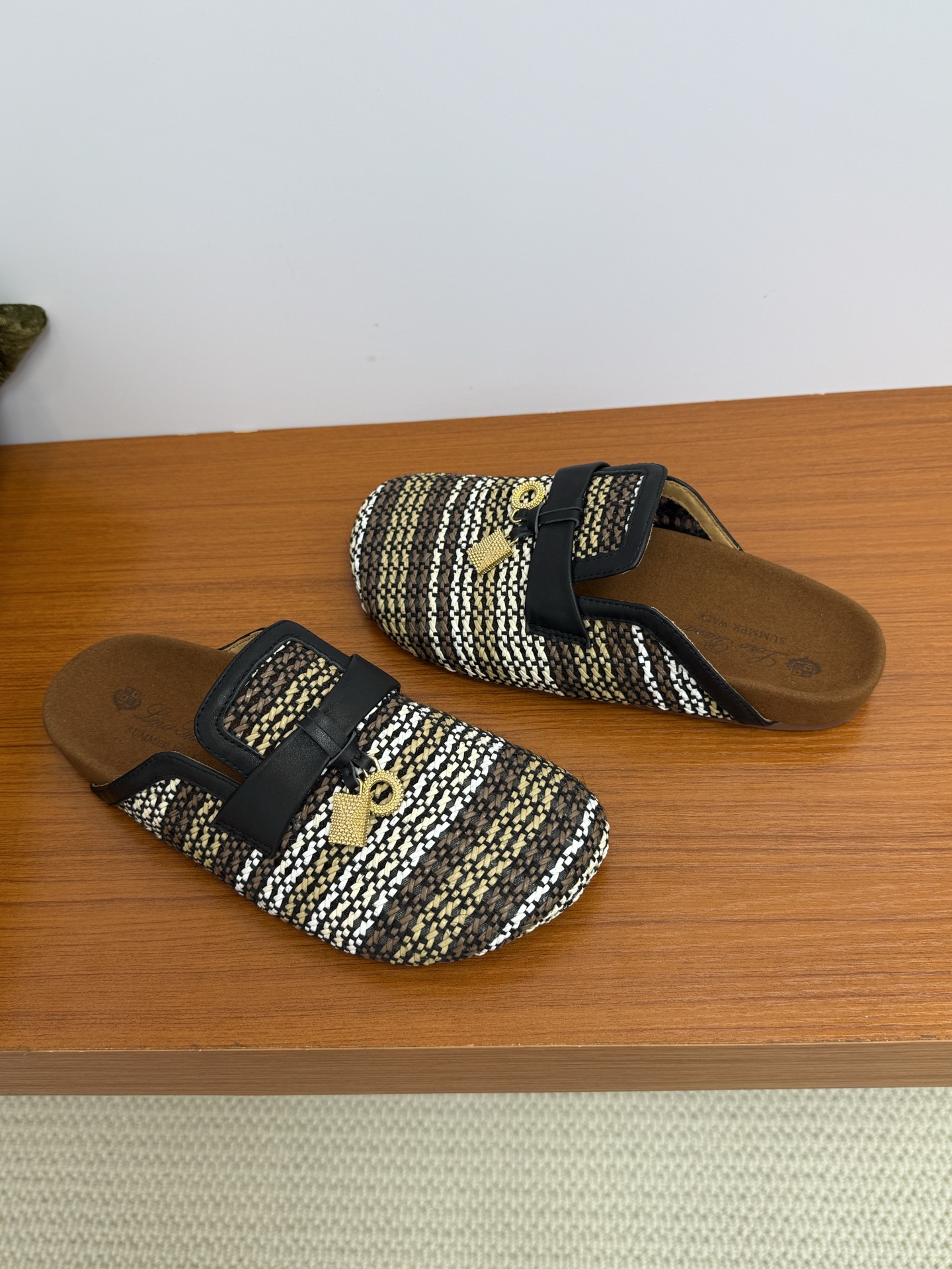 Loro Piana Women's Woven Mules - Stylish & Comfortable Summer Slides 7 i1750227772047 2203 0 5