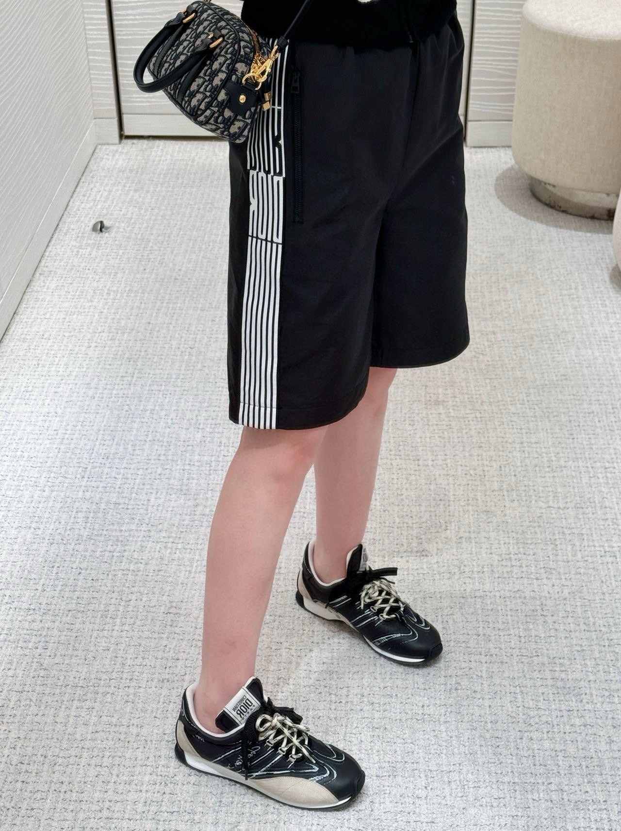 NO:413759,It looks N times better than the real thing. No matter what style it is, you can easily control it!  , casual shoes/sports shoes, sneakers19860909上脚比实物好看N倍 无论什么风格～都能轻松驾驭！,休闲鞋/运动鞋,sneakers,Women's Shoes