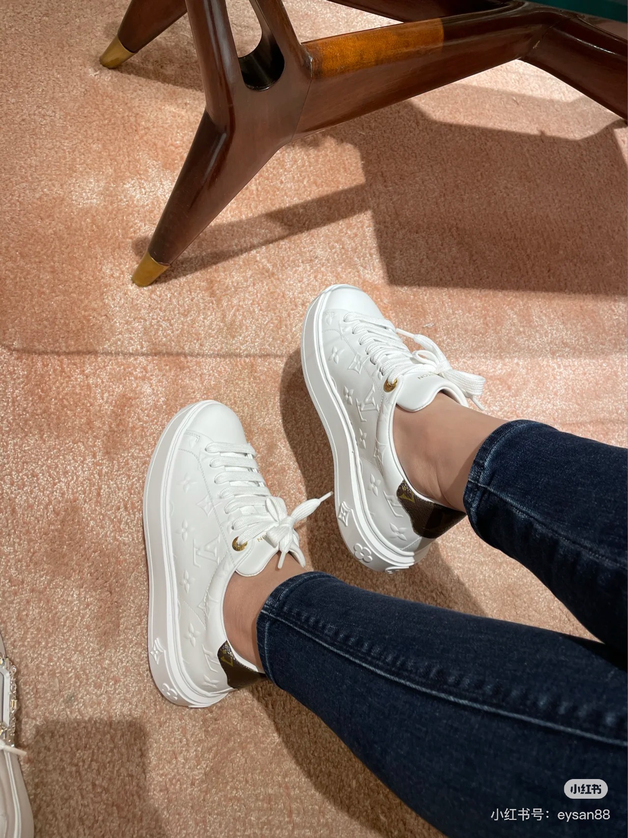 NO:464929,lv time out board shoes small white shoes, casual shoes/sports shoes, louis vuitton, sneakers19860909lv time out板鞋 小白鞋,休闲鞋/运动鞋,louis vuitton,sneakers,Women's Shoes