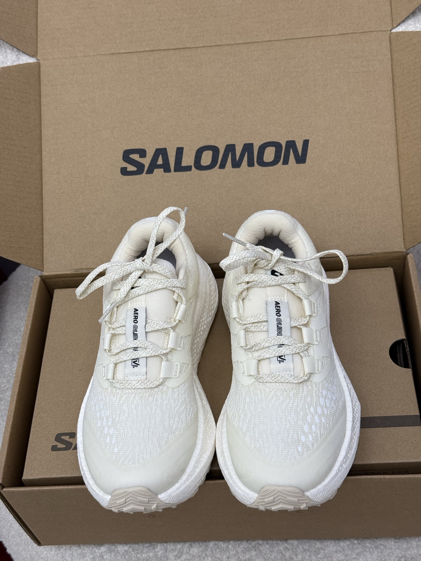 NO:464872,Top quality Salomon ss25 new arrival~ Salomon 2025 new product｜Couple thick-soled sneakers This pair of couples' sneakers is really easy to wear, it is so comfortable~ Simple body, light feet, thick-soled thick-soled high-height effect is also very good!  A sense of stinging shit, effortless and fashionable item, boys and girls who like outdoor sports must enter!  Fabric: Original custom technology material + flying mesh inner lining: Original custom super moving velvet sole: Original model opening ultra light foaming sole Couple Size Women 35-40 Men 40-44, casual shoes/sports shoes, sneakers19860909顶级精品 Salomon ss25 new arrival～ 萨洛蒙2025新品｜情侣款厚底运动鞋 这双动惑十足的情侣款运动鞋真的太好穿, 太舒服了～简约形体,脚感轻盈6cm厚底增高效果也很不错哦！踩屎感 舒服度毫不费力的时髦感单品喜欢户外运动的男生女生 必入！ 面料: 原版定制科技材质+飞织网面 内里: 原版定制超迁绒 鞋底: 原版开模超轻发泡大底 情侣Size女35-40 男40-44,休闲鞋/运动鞋,sneakers,Women's Shoes