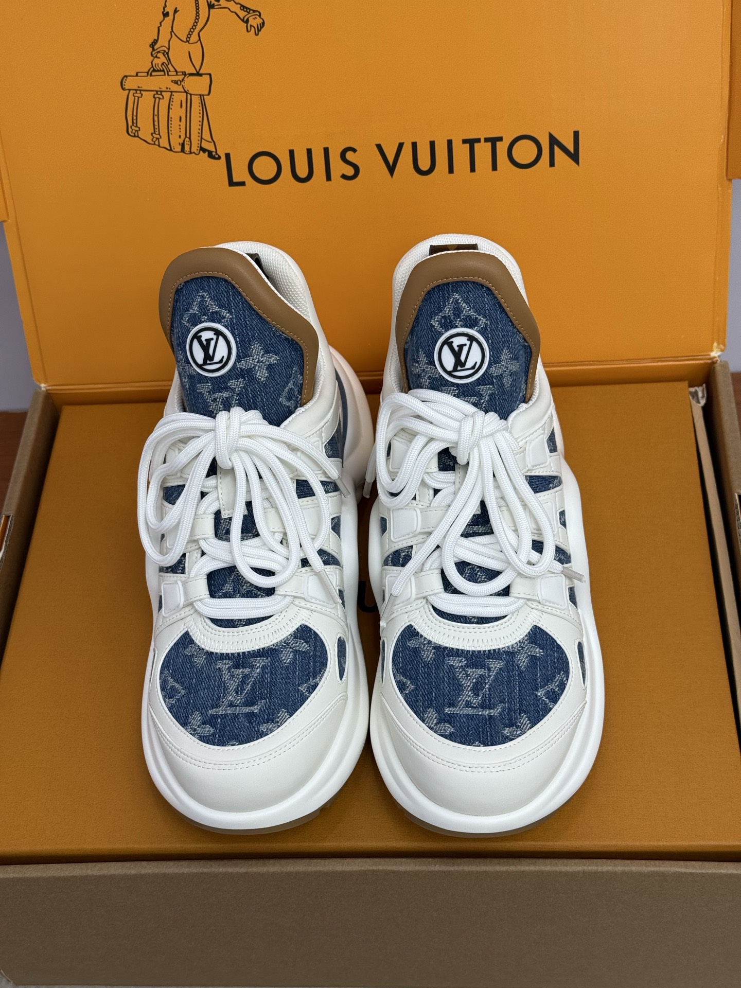 NO:494354,Purchase version Lv. Thick-soled dad shoes series Classic color matching + new color matching ~ [Produced by major manufacturers] Original purchase purchasing level Top quality size35-41, dad shoes, louis vuitton19860909代购版本 Lv.厚底老爹鞋系列 经典配色+新配色～ [大厂出品]原版购入代购级别 顶级精品size35-41,老爹鞋,louis vuitton,Women's Shoes