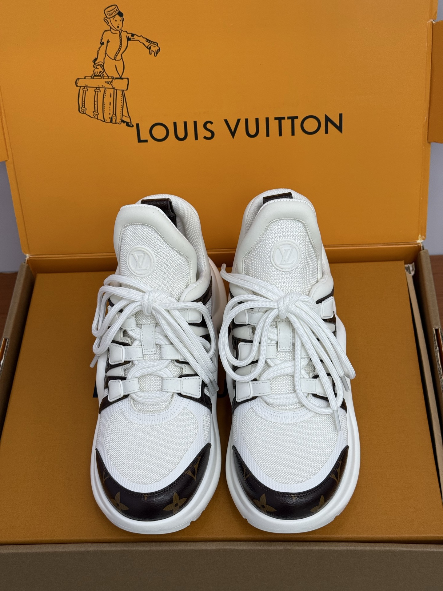 NO:494368,Purchase version Lv. Thick-soled dad shoes series Classic color matching + new color matching ~ [Produced by major manufacturers] Original purchase purchasing level Top quality size35-41, dad shoes, louis vuitton19860909代购版本 Lv.厚底老爹鞋系列 经典配色+新配色～ [大厂出品]原版购入代购级别 顶级精品size35-41,老爹鞋,louis vuitton,Women's Shoes