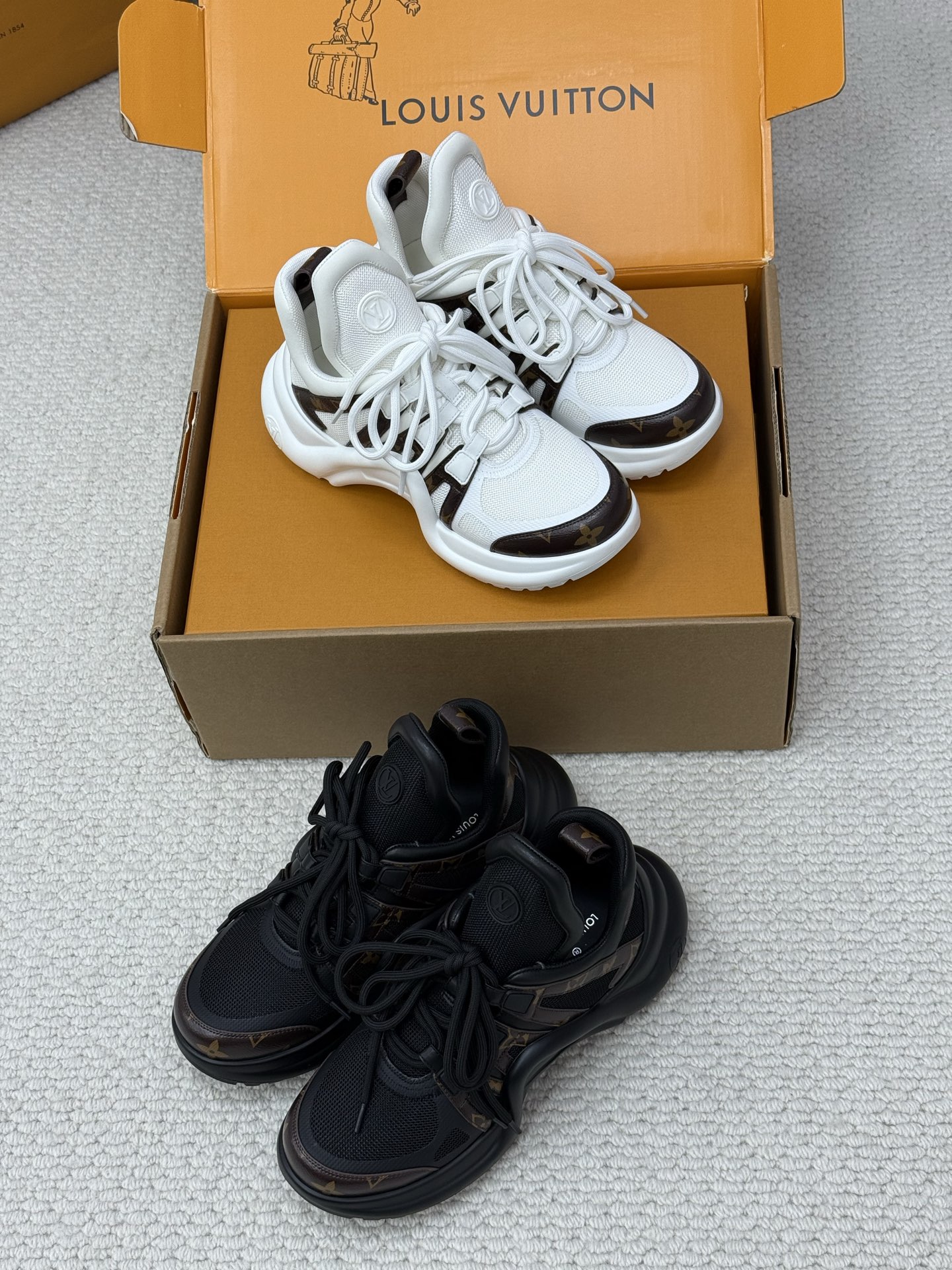 NO:494375,Lv｜Classic sneakers, dad shoes, louis vuitton, sneakers19860909Lv｜经典运动鞋,老爹鞋,louis vuitton,sneakers,Women's Shoes