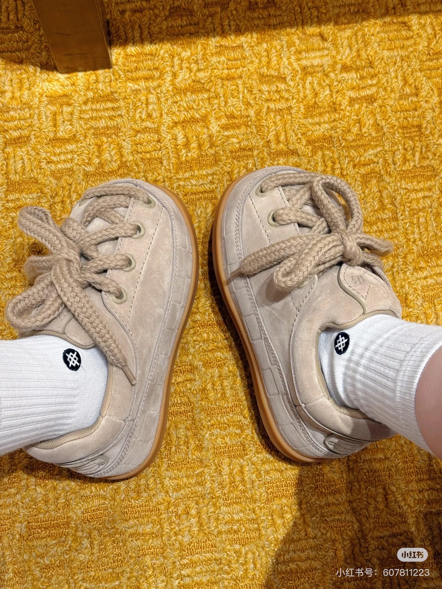 NO:494292,Cute feet make your legs look thin~, casual shoes/sports shoes, sneakers19860909可爱上脚超显腿细～,休闲鞋/运动鞋,sneakers,Women's Shoes