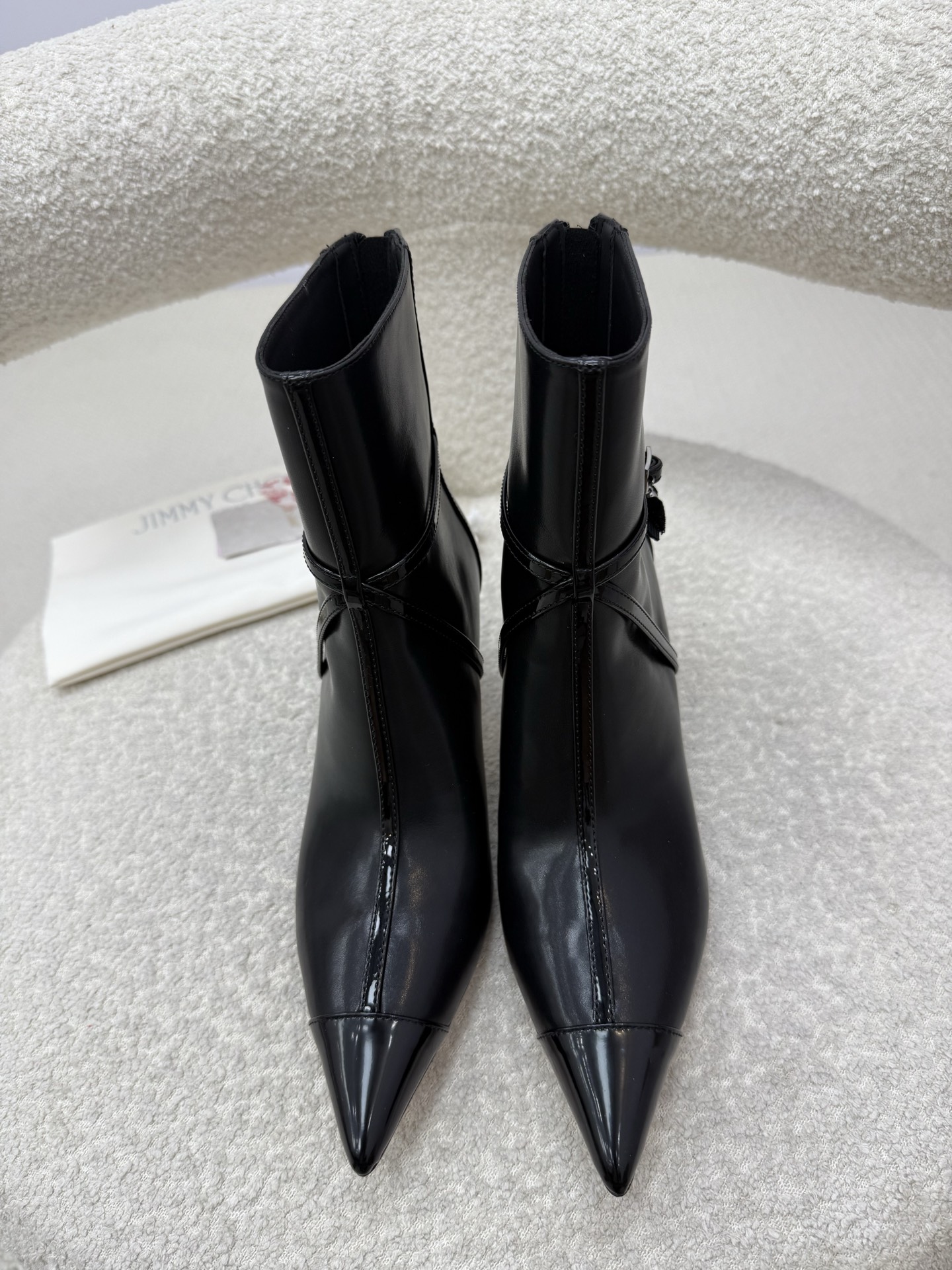 NO:545687,Top quality Jimmy Choo fw25 new arrival~ JC Jimmy Week 2025 autumn and winter new pointed toe back short boots ———————————————————————————————————————————————————————————————————————————————————————————————————————————————————————————————————————————————————————————————————————————————————————————————————————————————————————————————————————————————————————————————————————————————————————————————————————————————————————————————————————————————————————————————————————————————————————————————————————————————————————————————————————————————————————————————————————————————————————————19860909顶级品质 Jimmy Choo fw25 new arrival～ JC吉米周2025秋冬新款尖头后拉短靴 —————————————————— 鞋面A级牛皮 内里垫脚羊皮 鞋底意大利真皮大底 跟高6.5cm Size: 35-39（40订做不退换）,靴子,jimmy choo,jimmy choo,boots,cowhide,sheepskin,Leather soles,Women's Shoes