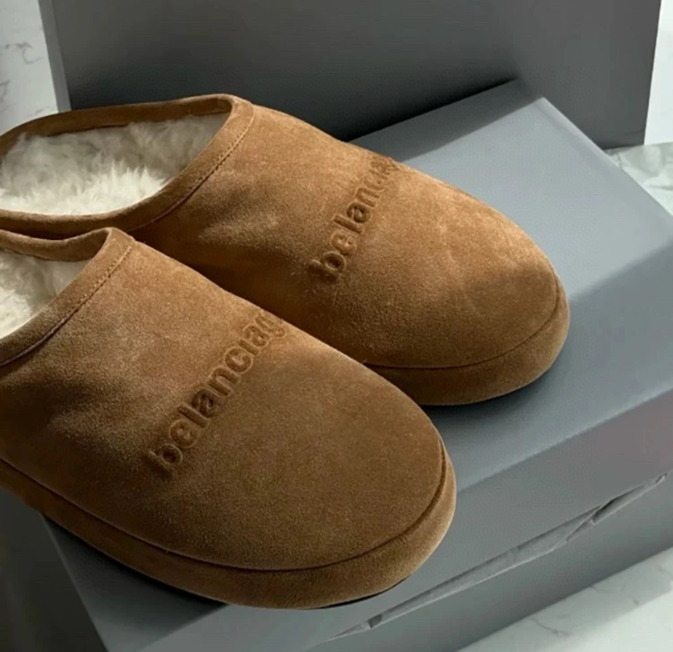 NO:563352,Home B｜Boken fur mops, half mop fur shoes19860909B家｜博肯毛拖,半拖毛毛鞋,Women's Shoes