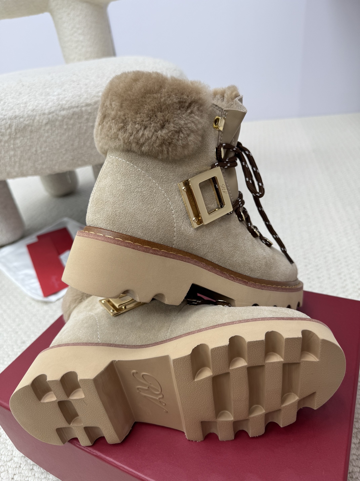 NO:563156,Original foam soles, very light, not tiring for walking, snow boots, boots19860909原版发泡鞋底 很轻 暴走不累脚,雪地靴,boots,Women's Shoes