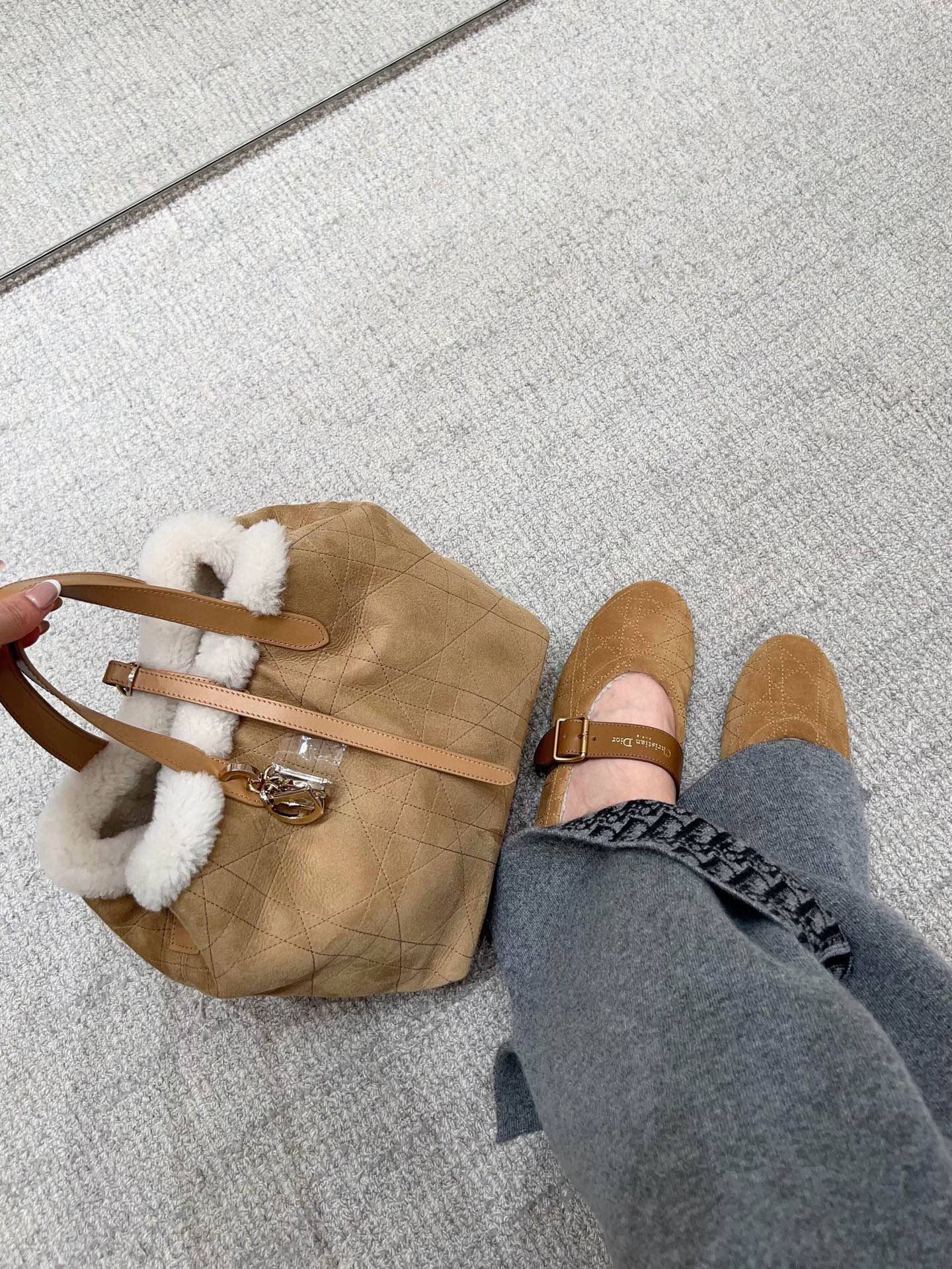 NO:594267,Demonstration of warm and cute furry shoes19860909示范温暖又可爱,毛毛鞋,Women's Shoes