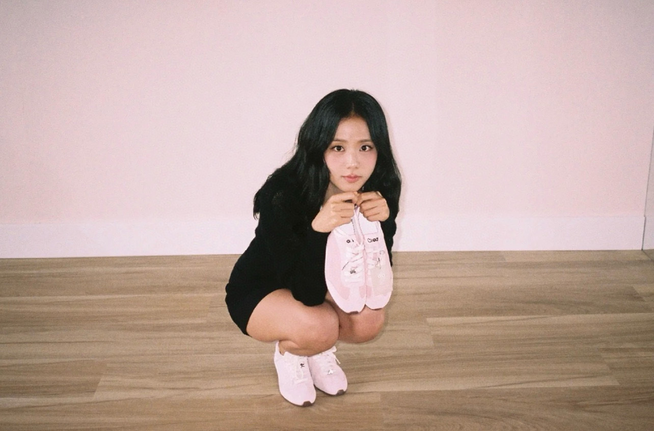 NO:594257,JISOO co-branded pink moral training shoes, casual shoes/sports shoes, sneakers19860909JISOO联名款粉色德训鞋,休闲鞋/运动鞋,sneakers,Women's Shoes