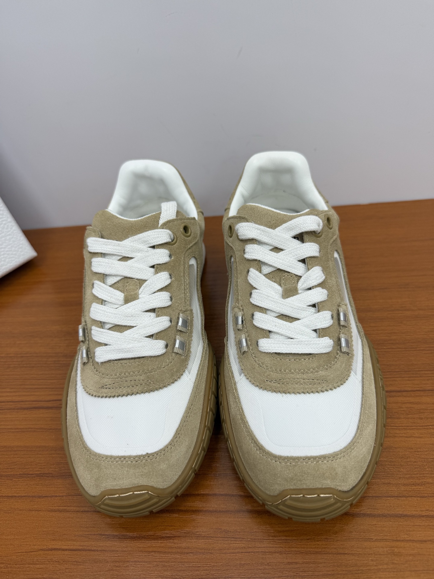 NO:652085,Top quality dior fw25 new arrival~ Dior Dior's new Tech sneakers Upper cowhide suede stitching mesh Lining sheepskin lining/foot pads Original tpu outsole Size: 35-40, casual shoes/sports shoes, dior, dior, sneakers, cowhide, sheepskin, chamois leather19860909顶级品质 dior fw25 new arrival～ Dior迪奥新款Tech运动鞋 鞋面牛皮麂皮拼接网面 里衬羊皮内里/垫脚 鞋底原版tpu大底 Size: 35-40,休闲鞋/运动鞋,dior,dior,sneakers,cowhide,sheepskin,chamois leather,Women's Shoes