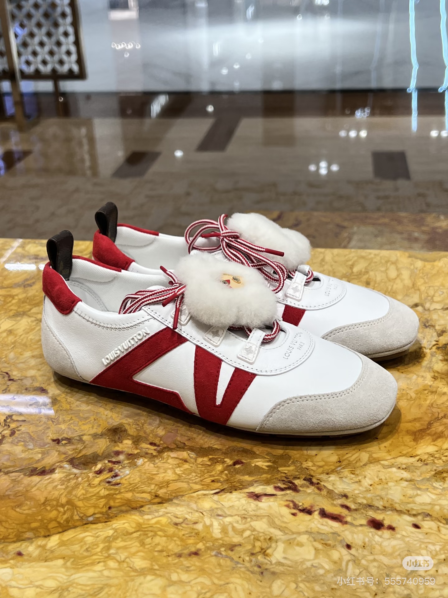 NO:724381,LV new red and white sneakerina, casual shoes/sports shoes, louis vuitton, sneakers19860909LV新款红白sneakerina,休闲鞋/运动鞋,louis vuitton,sneakers,Women's Shoes