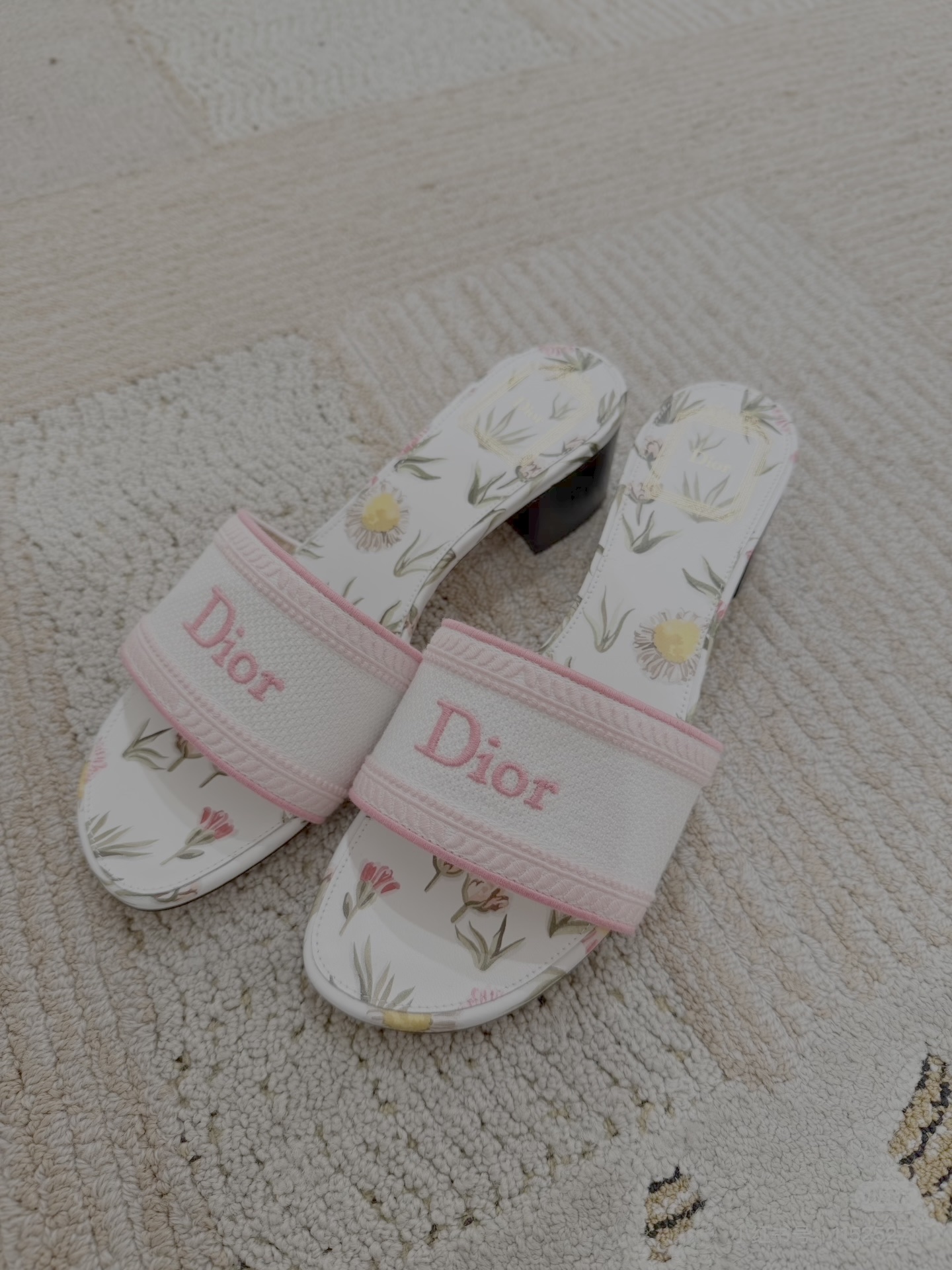 NO:782649,Dior new products｜Floral series embroidered thick heel slippers, slippers, dior, slippers19860909Dior新品｜花卉系列刺绣粗跟拖鞋,拖鞋,dior,slippers,Women's Shoes