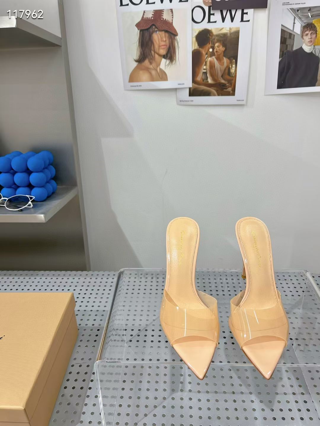 NO:782474,Top quality Gianvito Rossi｜ss26 early spring new high-heeled slippers Material-fabric PVC lining sheepskin sole leather outsole heel height 10cm counter packaging size.19860909顶级品质 Gianvito Rossi｜ss26早春新款高跟拖鞋 材质- 面料pvc 内里 羊皮 鞋底 真皮大底 跟高 10cm 专柜包装 size. ｜35-39（40 41 42 定制不退换）,高跟鞋拖鞋,high heels,slippers,sheepskin,Leather soles,Women's Shoes