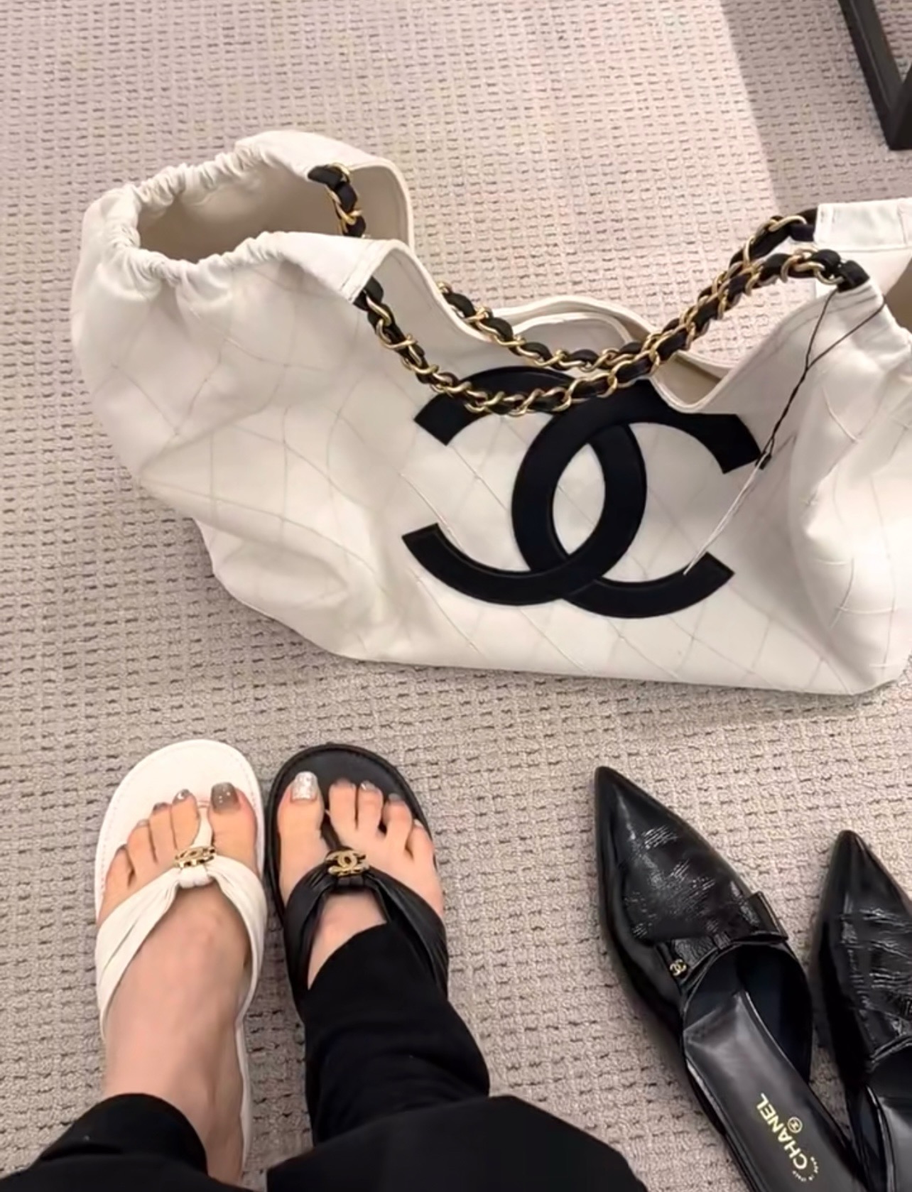NO:815878,Summer must-have items: flip-flops are lazy and casual, split-toe shoes19860909夏日必备单品 人字拖慵懒又随意,分趾鞋,Women's Shoes